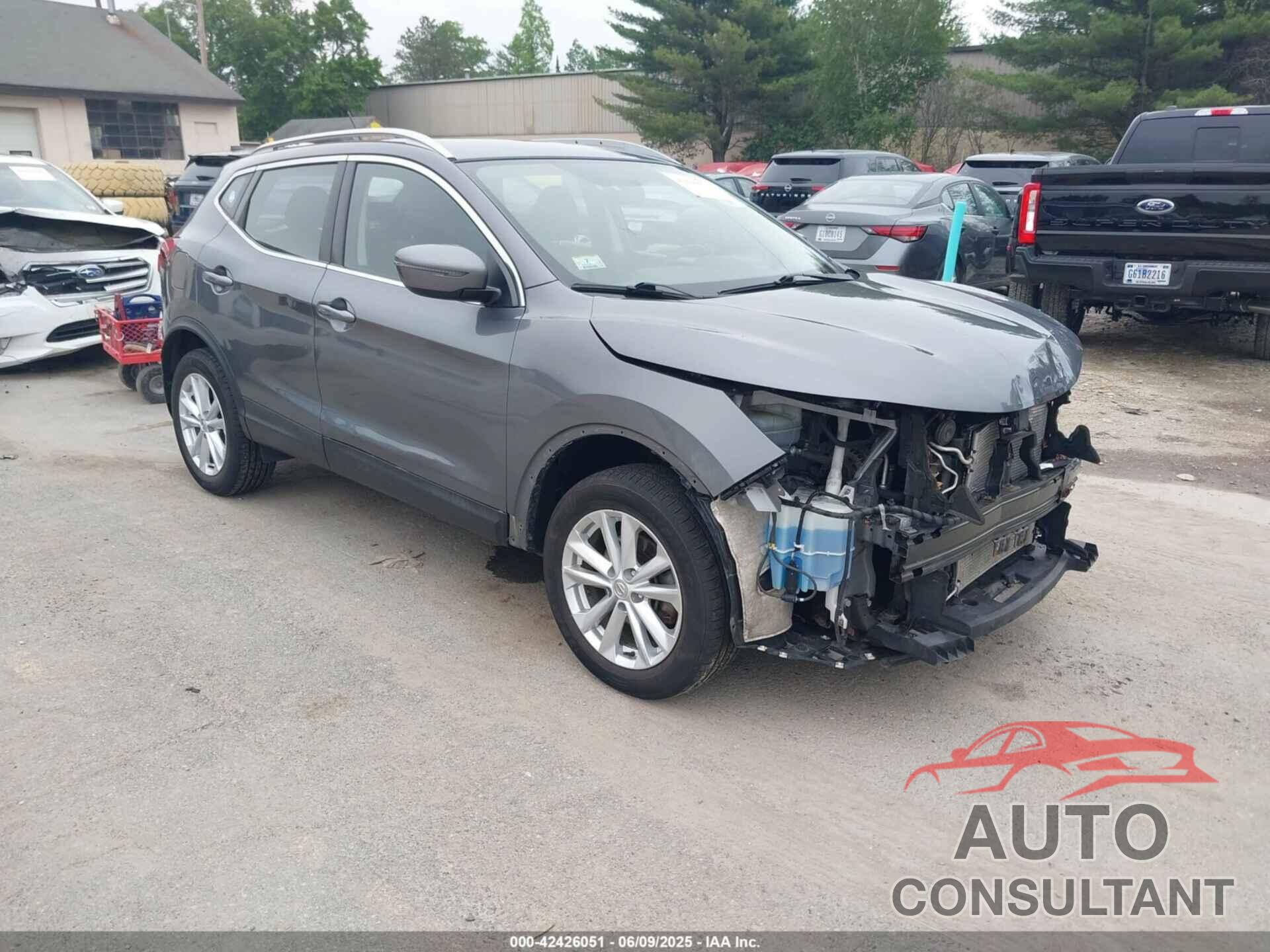 NISSAN ROGUE SPORT 2018 - JN1BJ1CR9JW285613