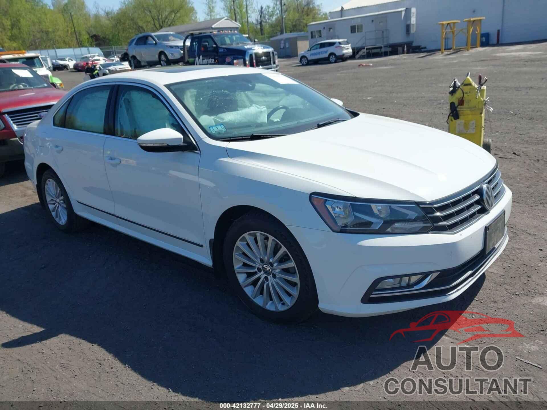 VOLKSWAGEN PASSAT 2016 - 1VWBT7A38GC016180