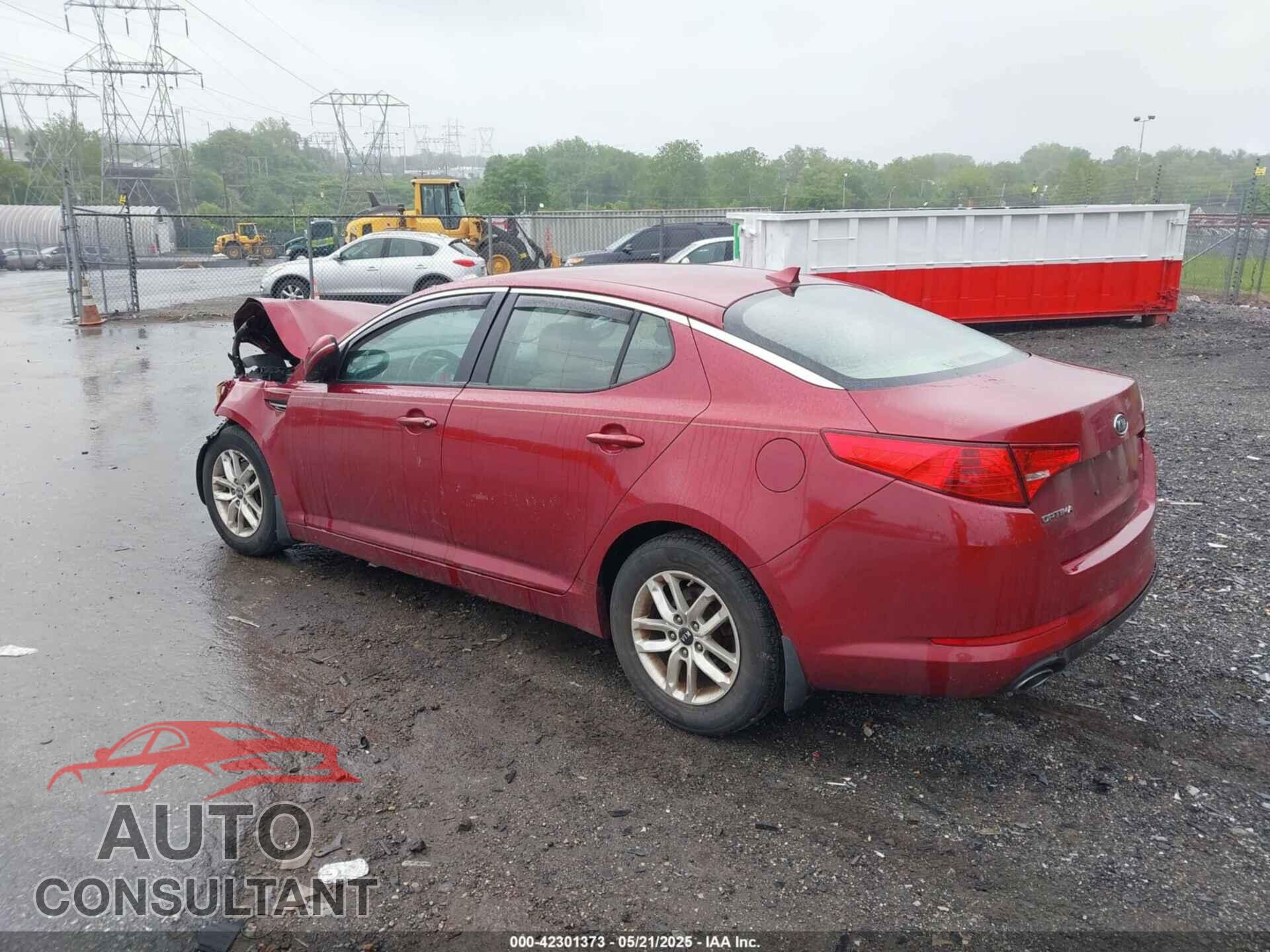 KIA OPTIMA 2011 - KNAGM4A75B5168564