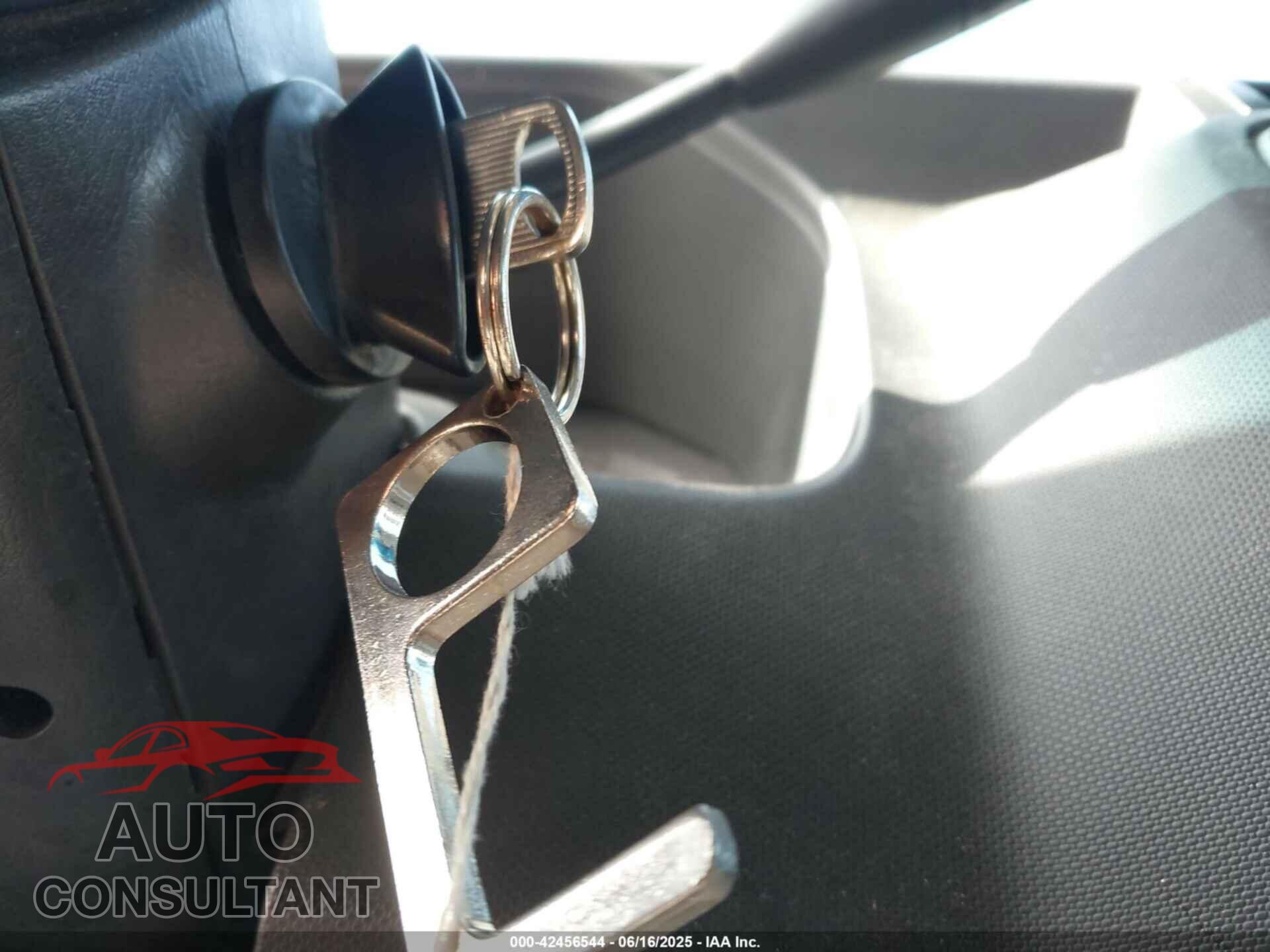 FORD E-350 CUTAWAY 2015 - 1FDWE3FL4FDA25947