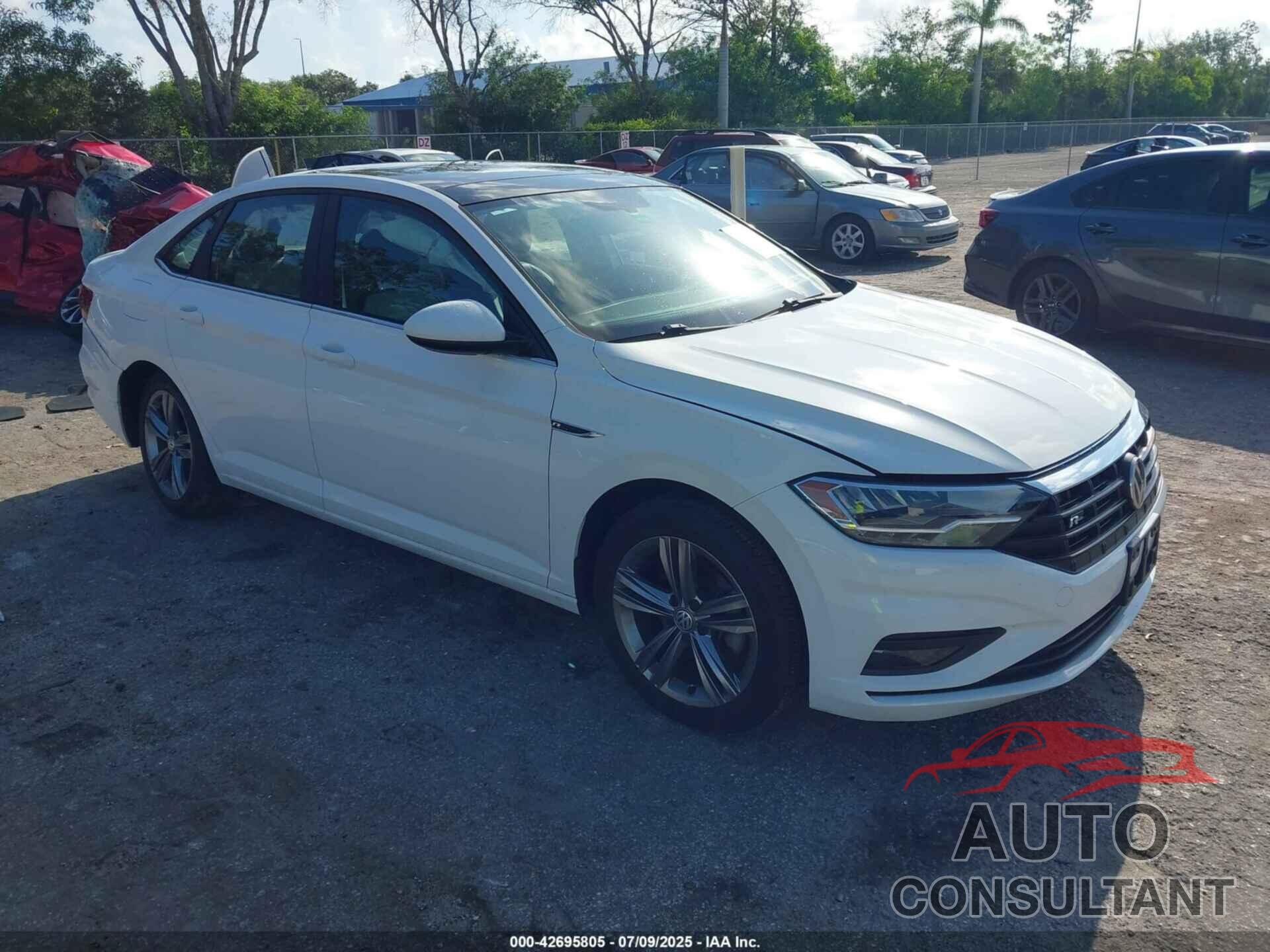 VOLKSWAGEN JETTA 2019 - 3VWC57BU0KM155216