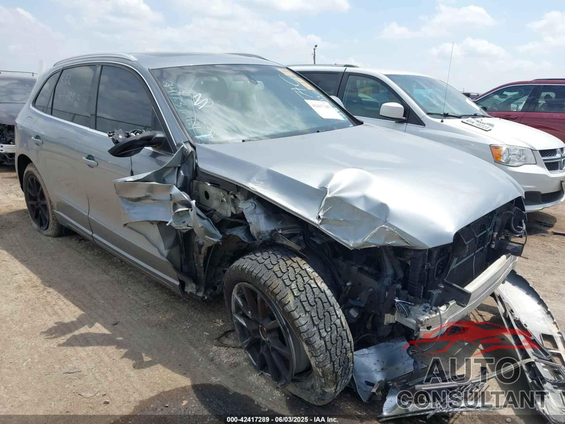 AUDI Q5 2010 - WA1LKAFP8AA068330