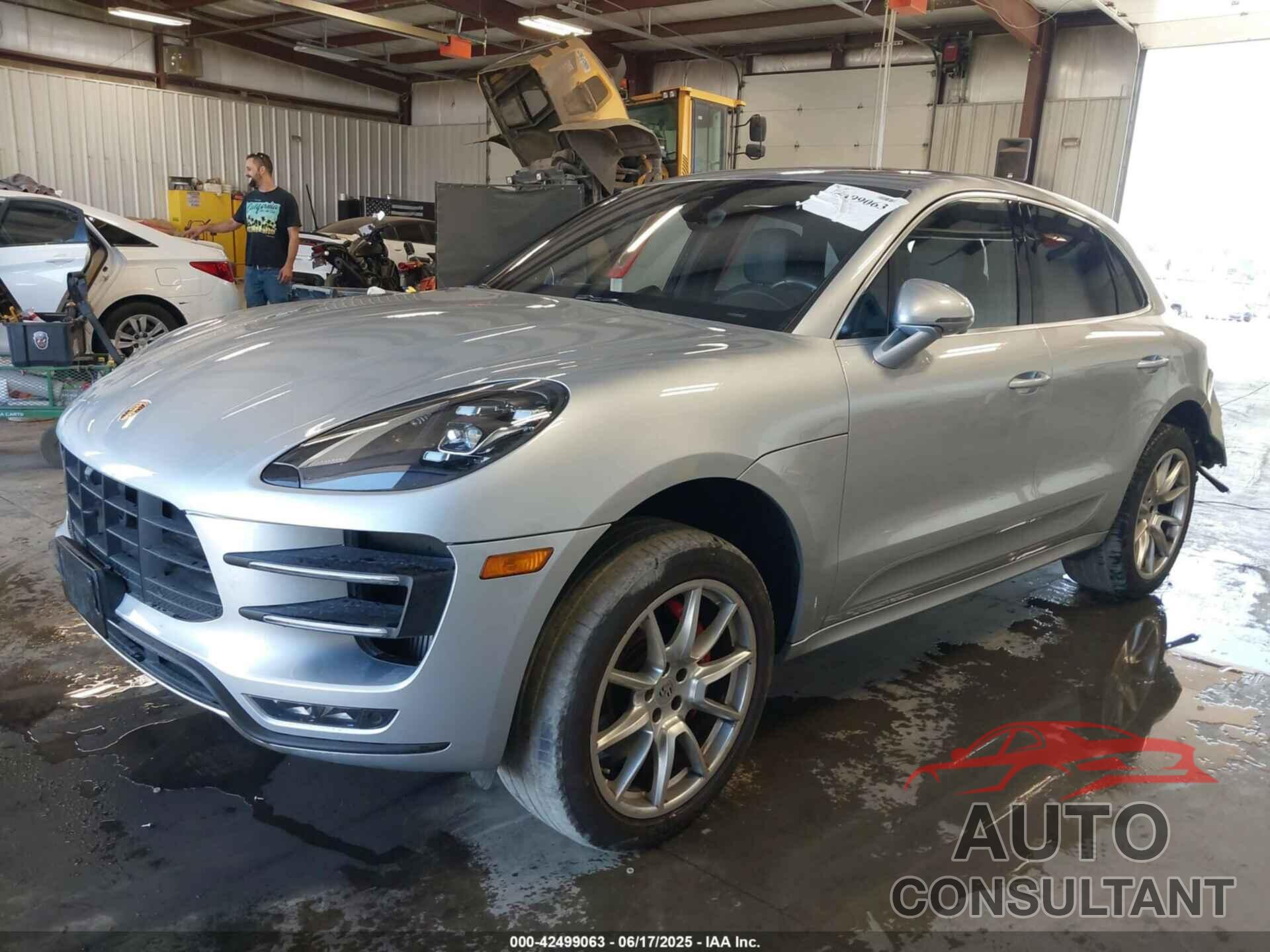 PORSCHE MACAN 2017 - WP1AF2A53HLB60570
