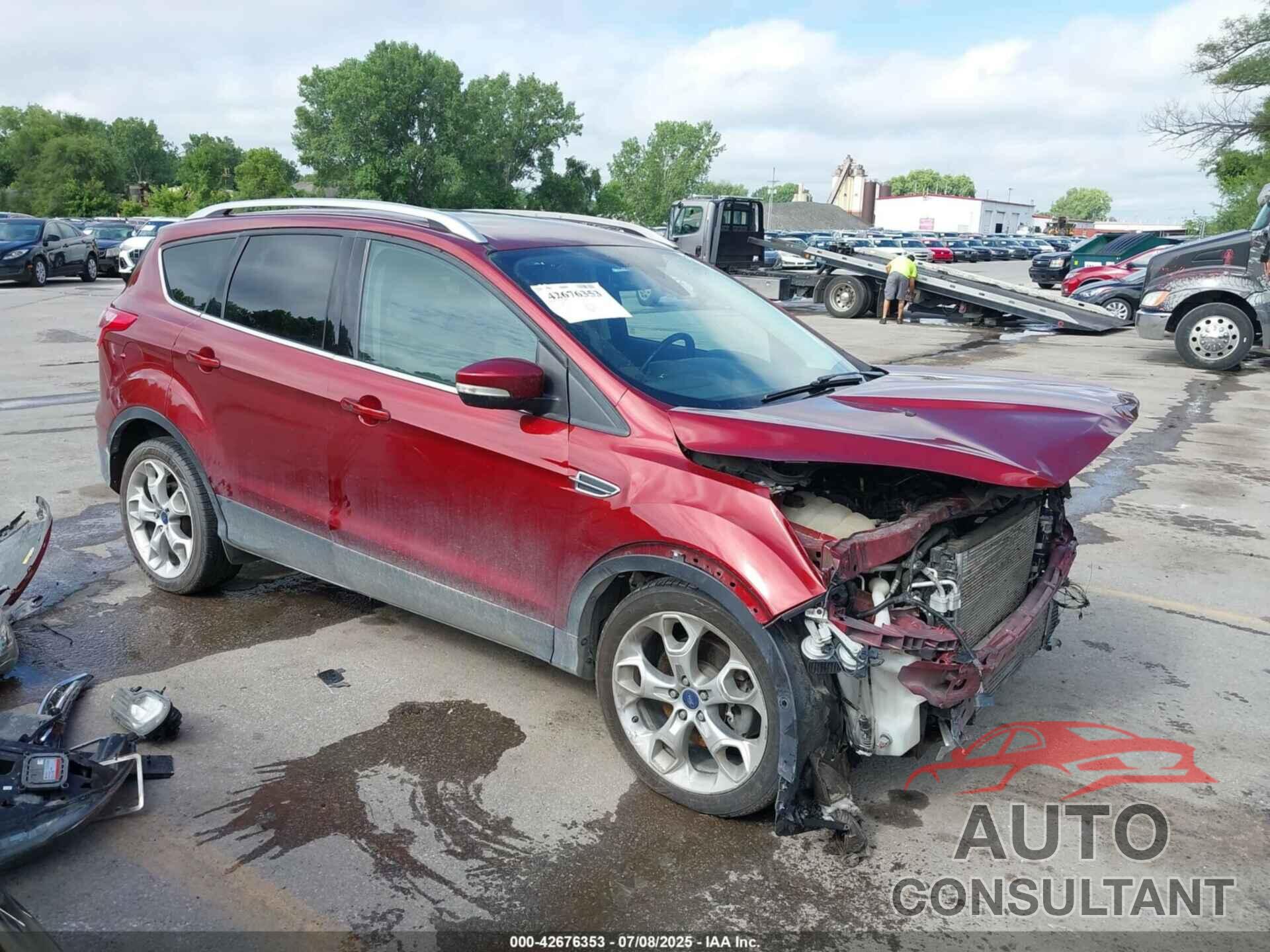FORD ESCAPE 2016 - 1FMCU9J9XGUA96124