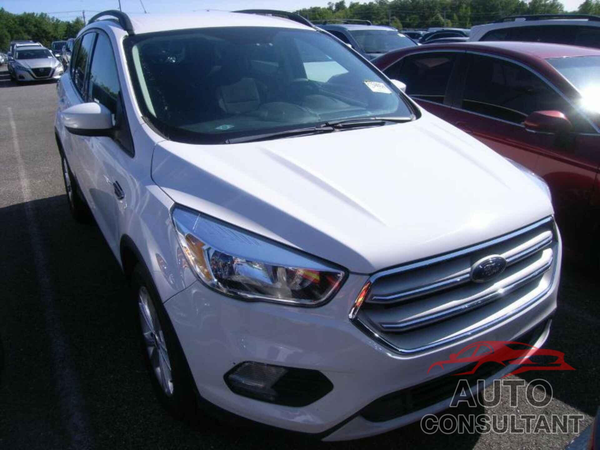 FORD ESCAPE 2018 - 1FMCU0GDXJUB46969