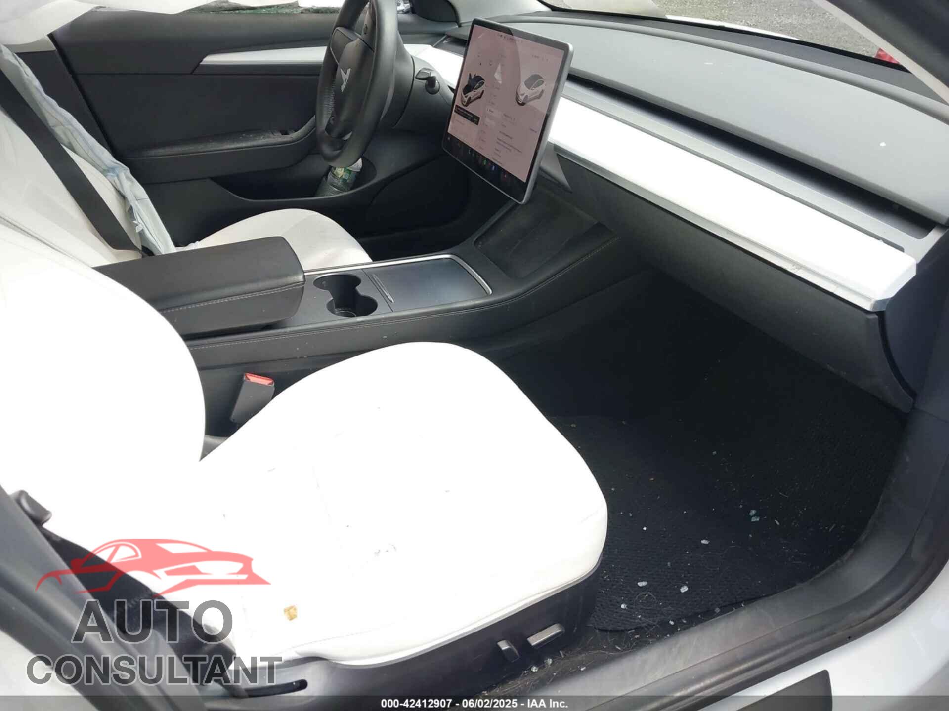 TESLA MODEL 3 2021 - 5YJ3E1EA9MF092626