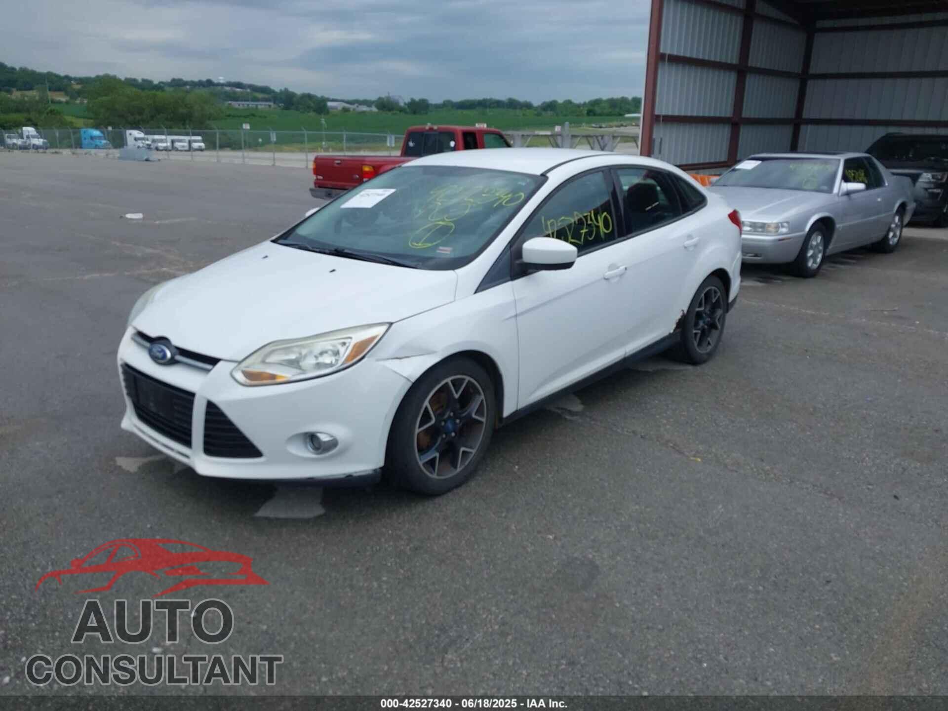 FORD FOCUS 2012 - 1FAHP3F27CL142427