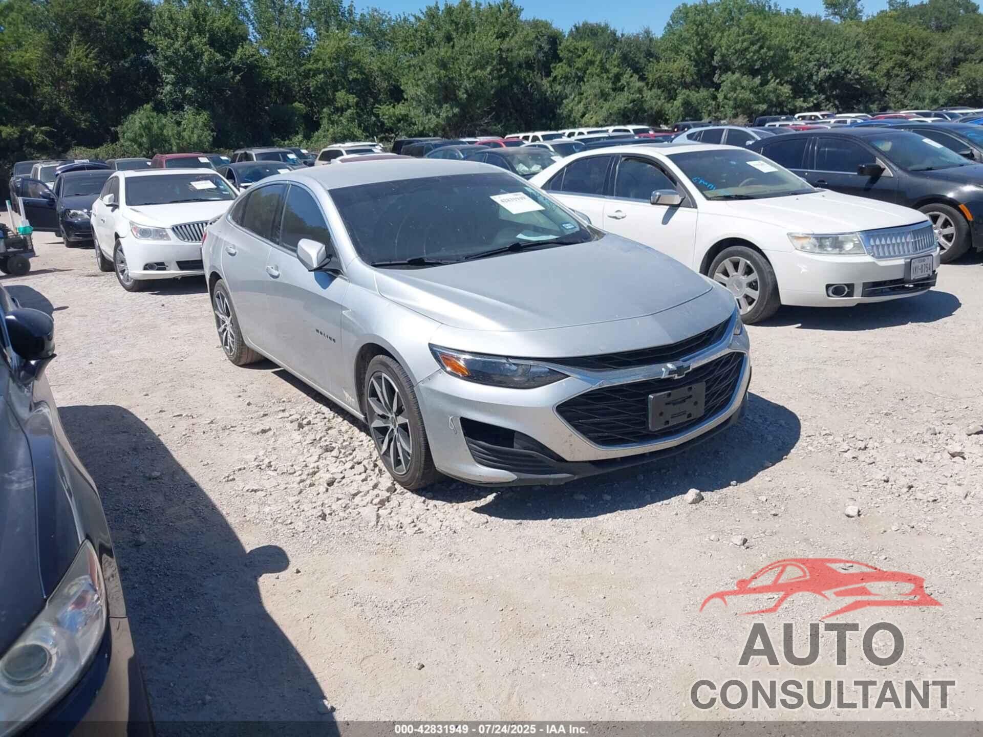 CHEVROLET MALIBU 2021 - 1G1ZG5ST3MF058204