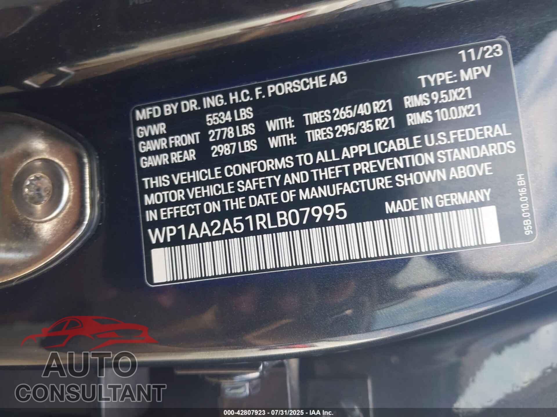 PORSCHE MACAN 2024 - WP1AA2A51RLB07995