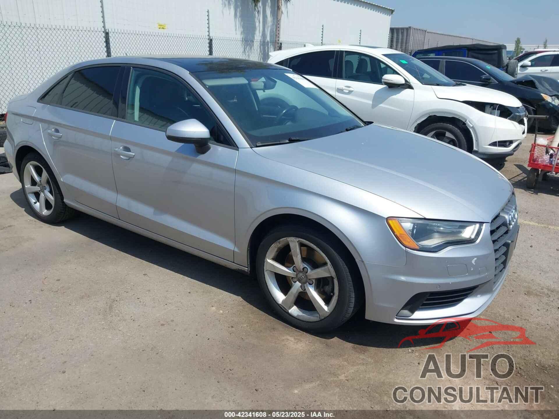 AUDI A3 2016 - WAUA7GFF6G1011526
