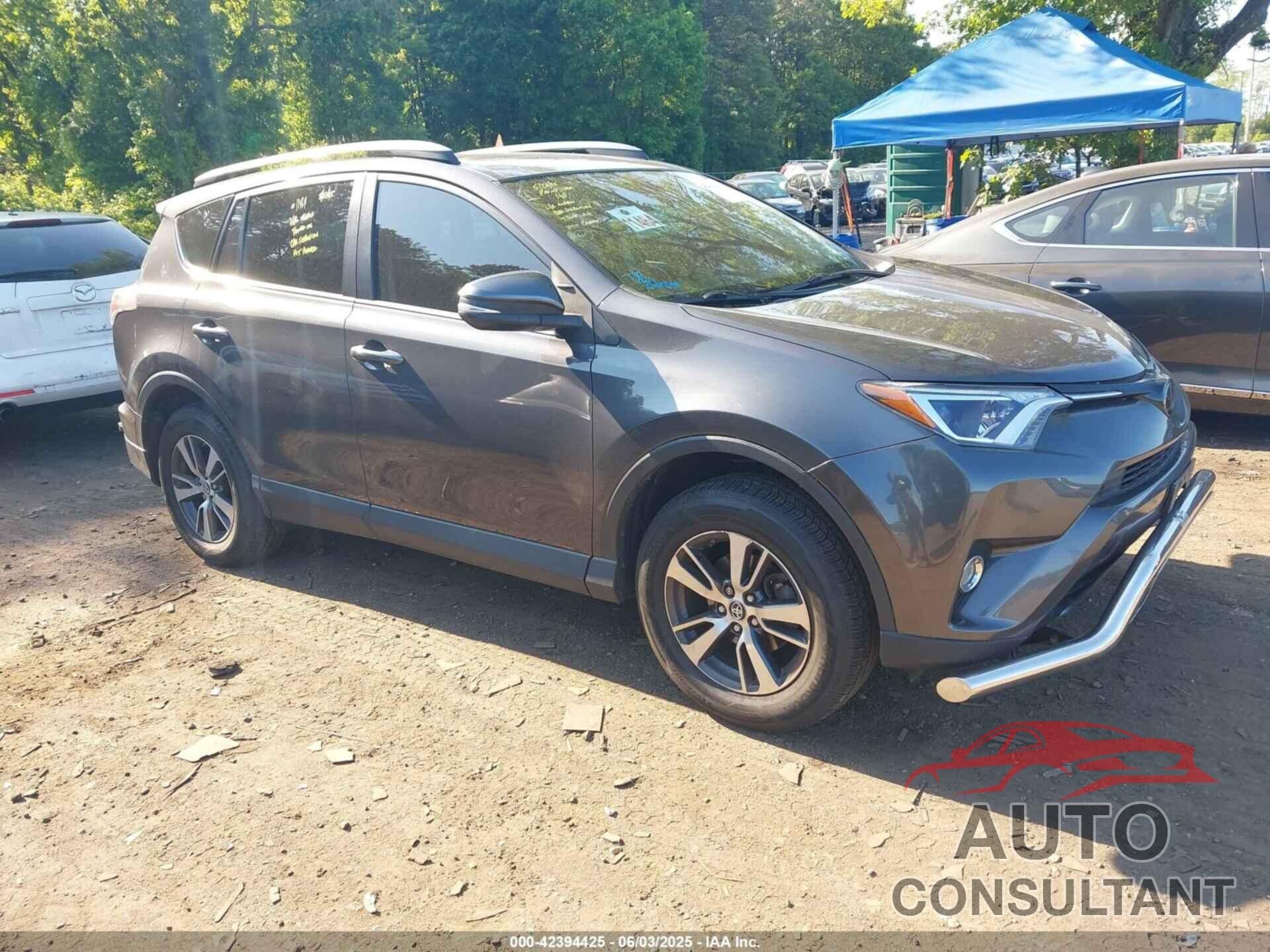 TOYOTA RAV4 2018 - 2T3RFREV1JW735081