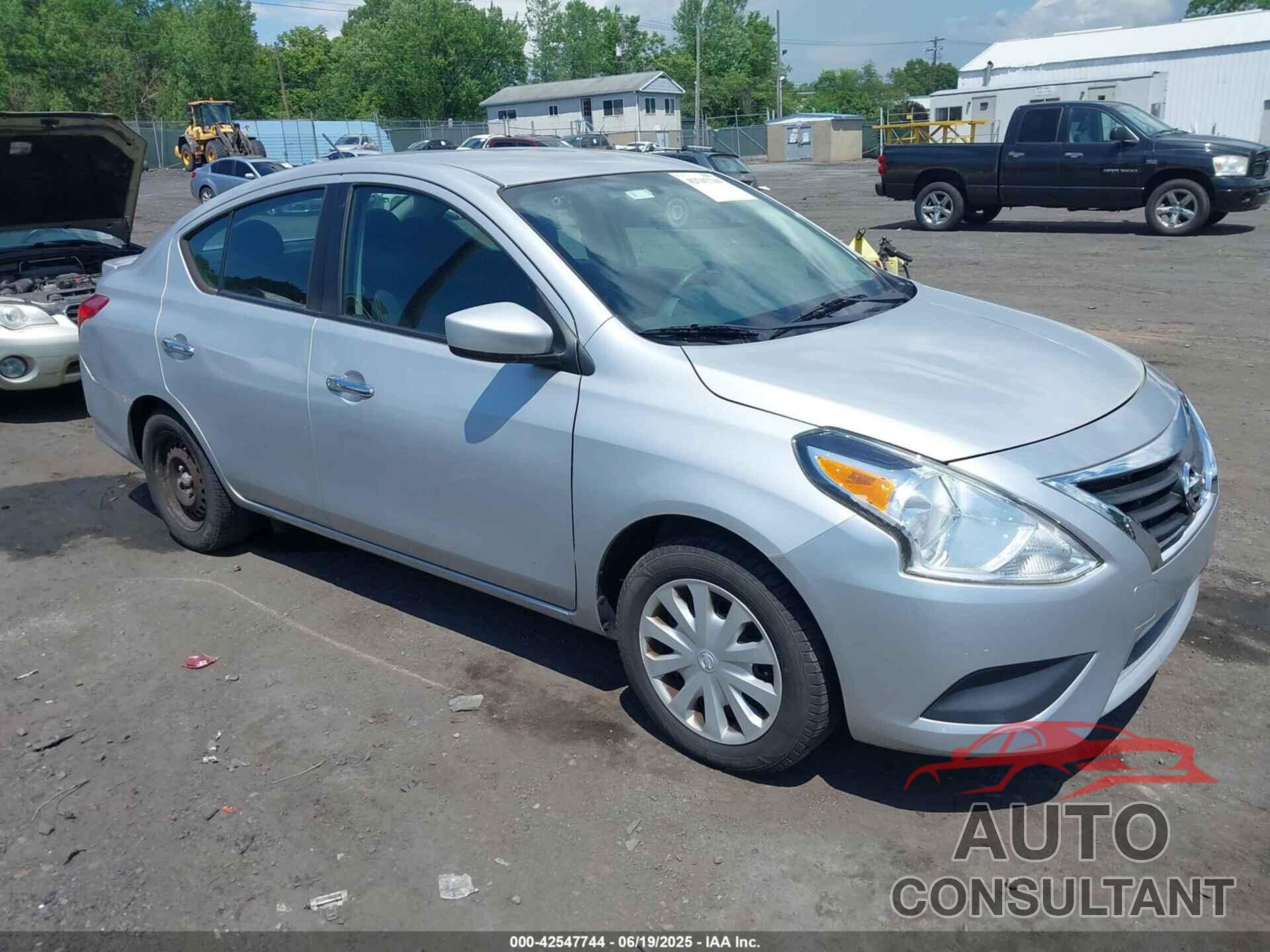 NISSAN VERSA 2017 - 3N1CN7AP6HK410490
