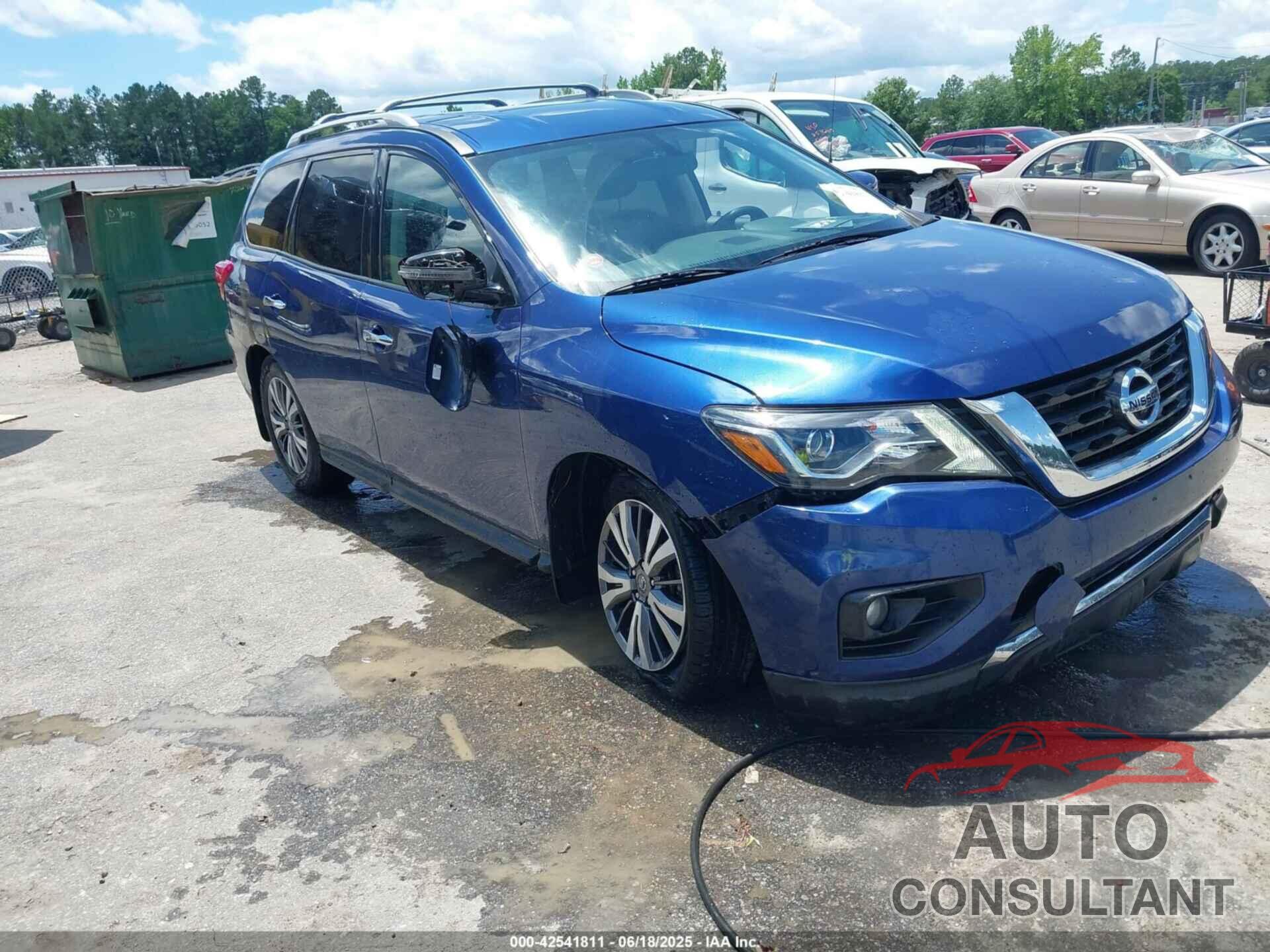NISSAN PATHFINDER 2019 - 5N1DR2MM0KC590732