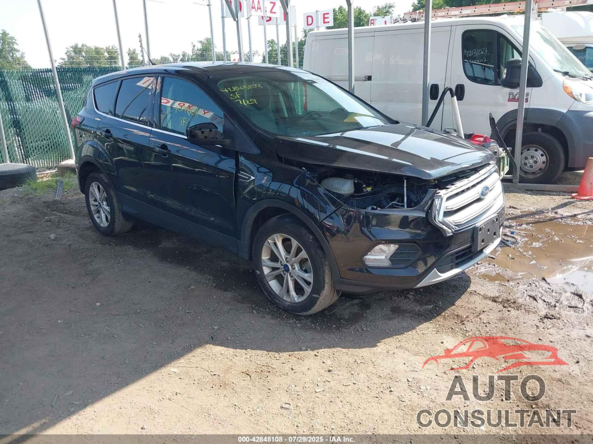FORD ESCAPE 2019 - 1FMCU9GD3KUB43174