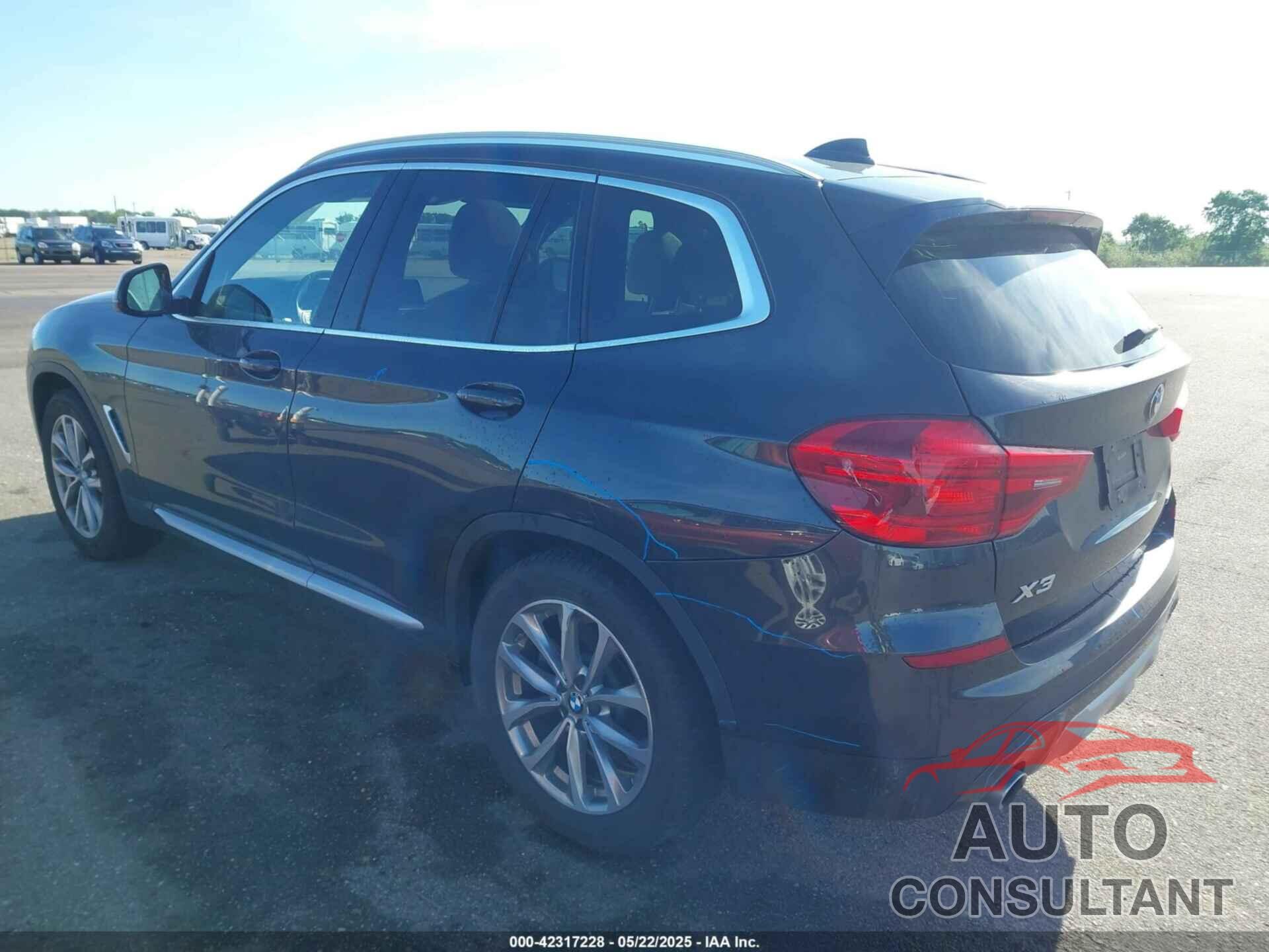 BMW X3 2018 - 5UXTR9C57JLD72211