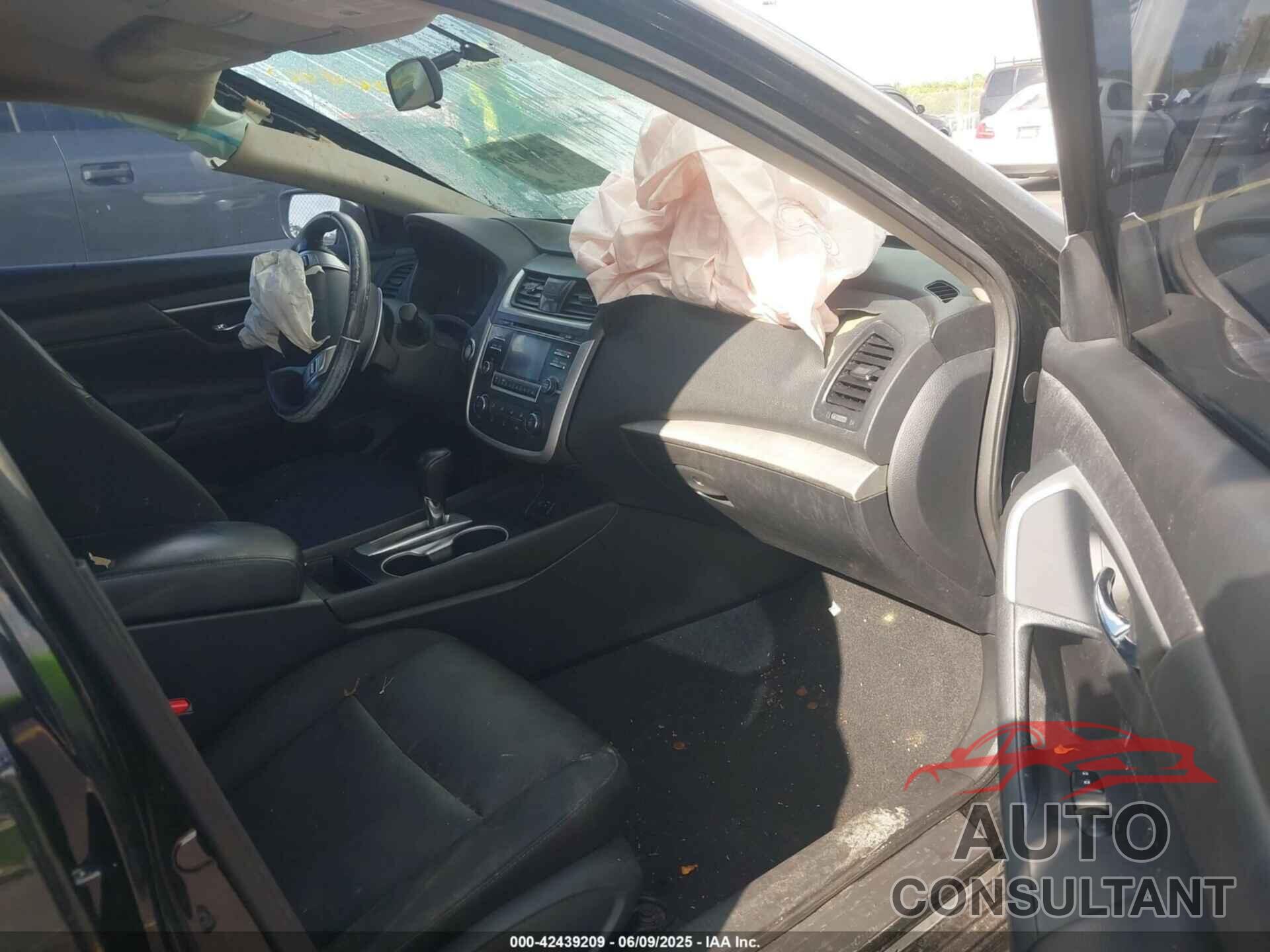 NISSAN ALTIMA 2017 - 1N4AL3APXHC256767