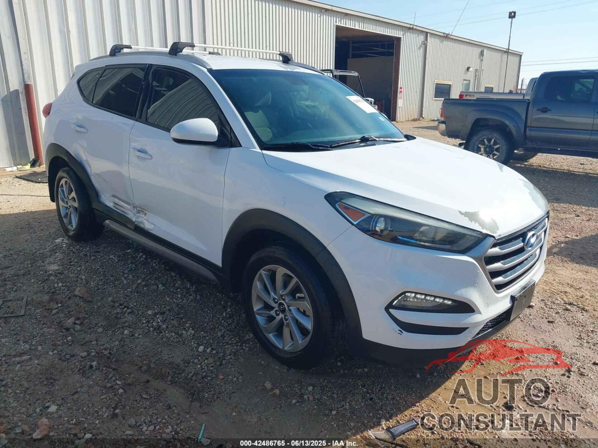 HYUNDAI TUCSON 2018 - KM8J33A45JU606401
