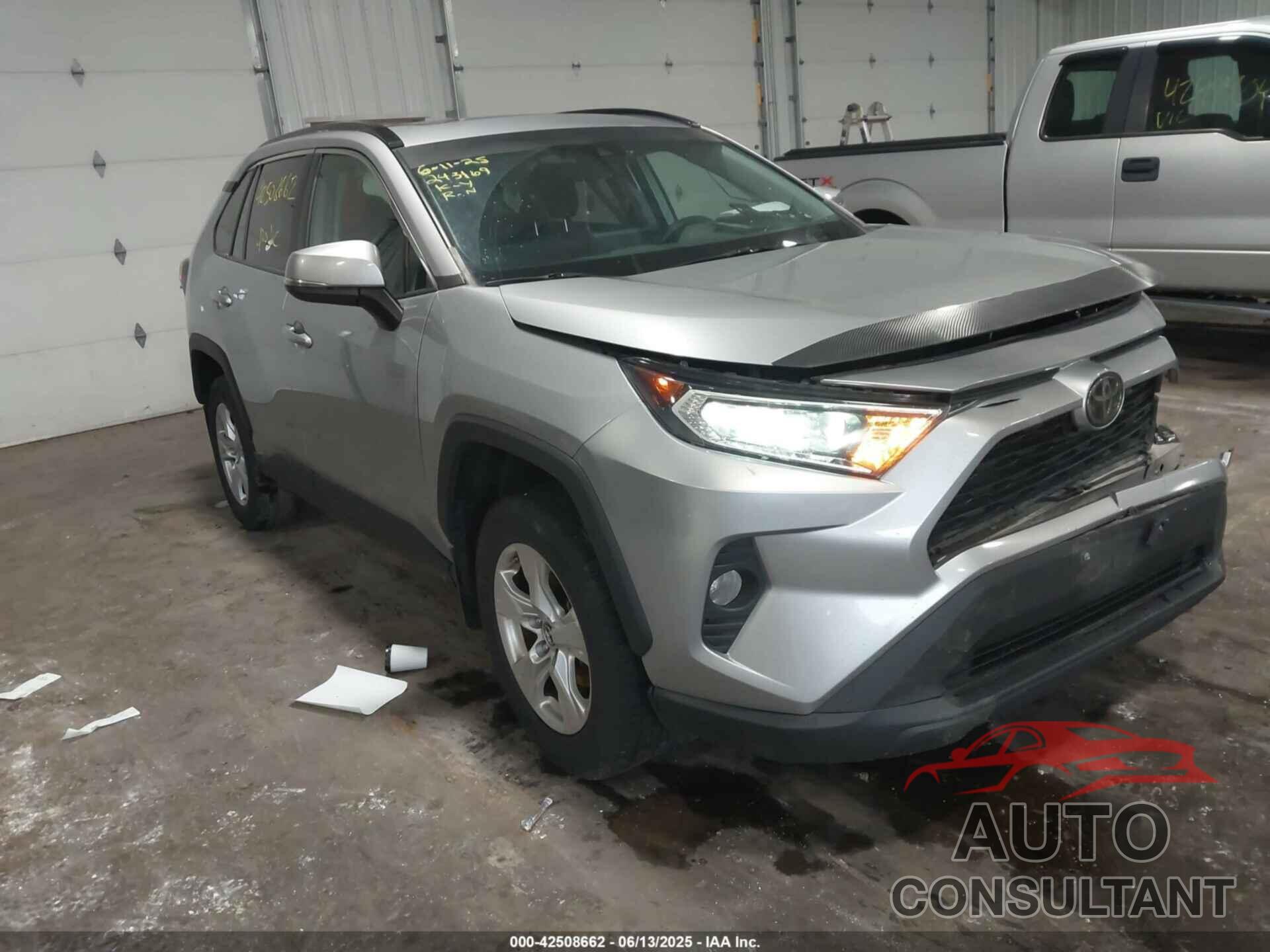 TOYOTA RAV4 2019 - 2T3P1RFV1KC025542