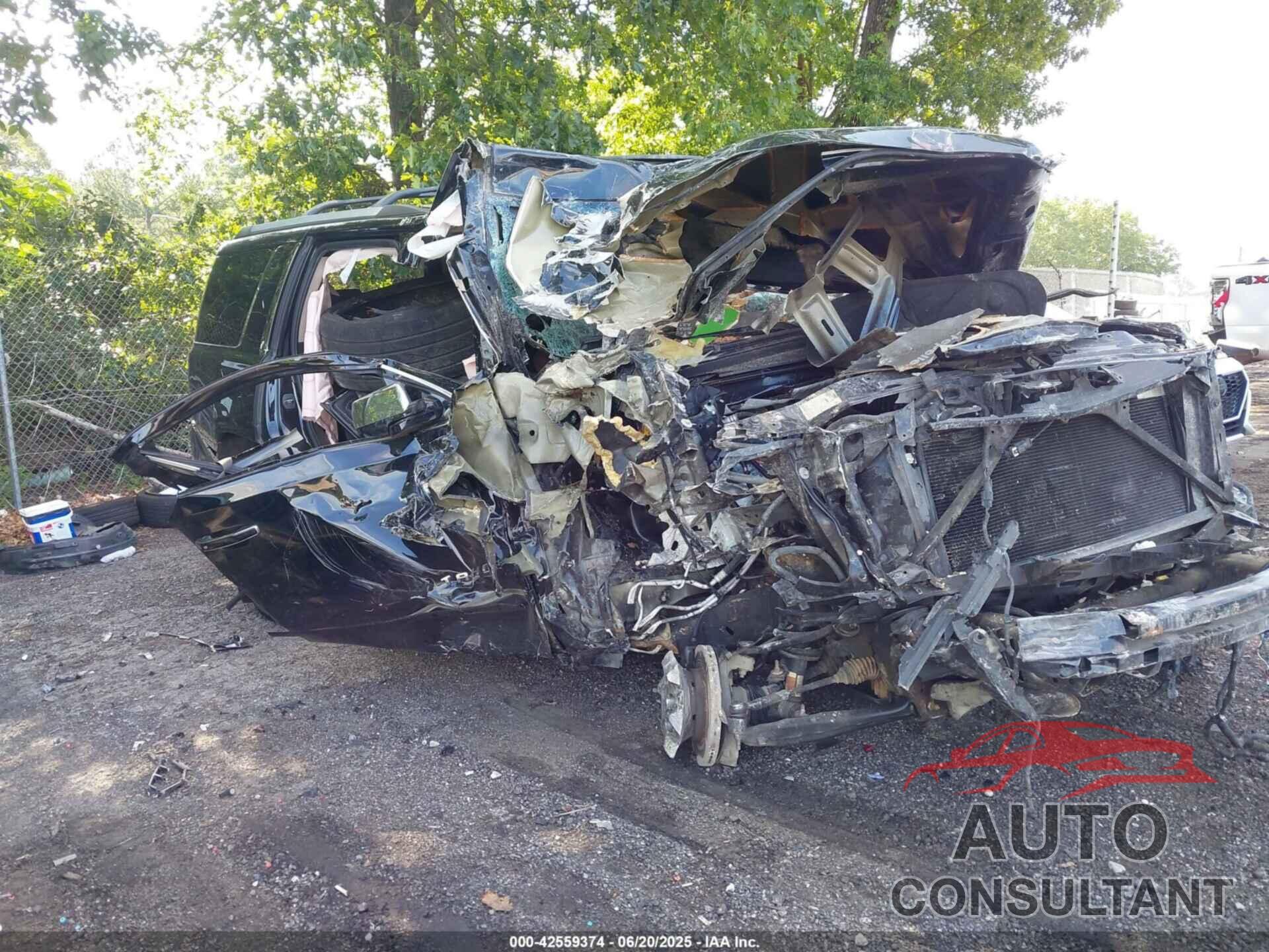 CHEVROLET TAHOE 2018 - 1GNSKCKC6JR311951