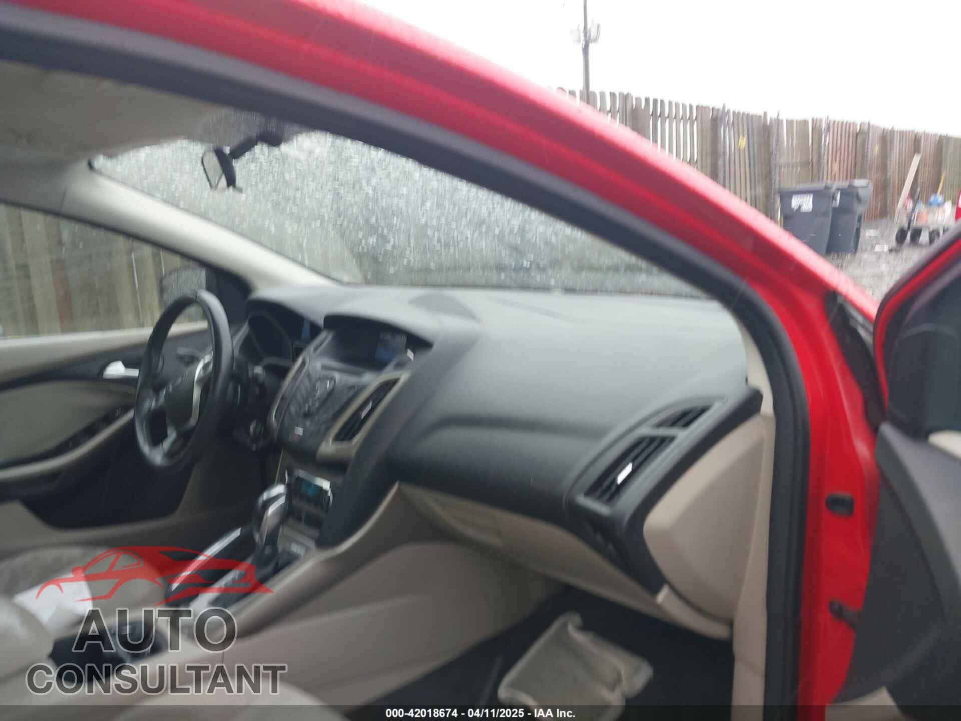 FORD FOCUS 2012 - 1FAHP3H25CL162575