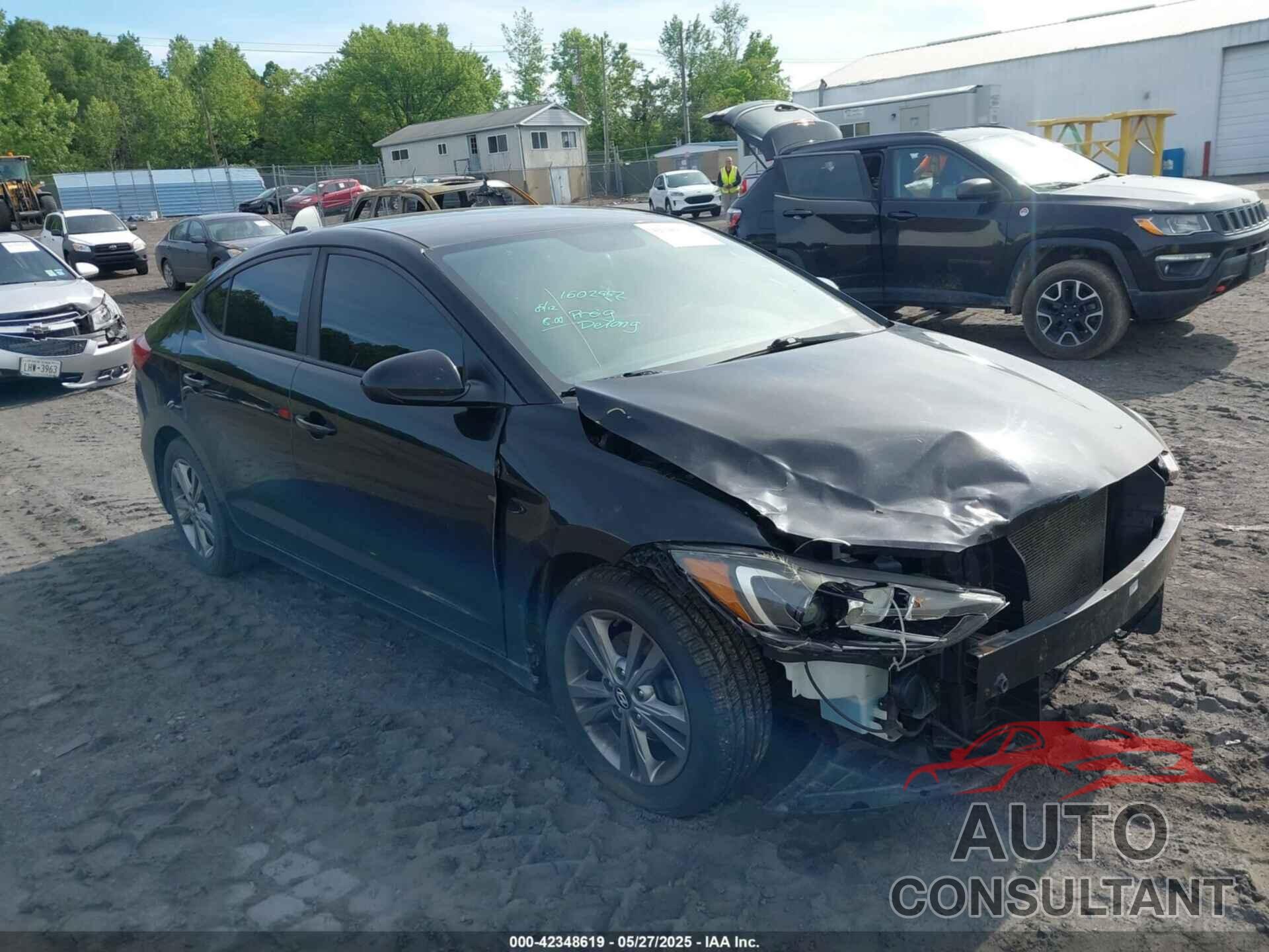 HYUNDAI ELANTRA 2018 - KMHD84LF6JU475448