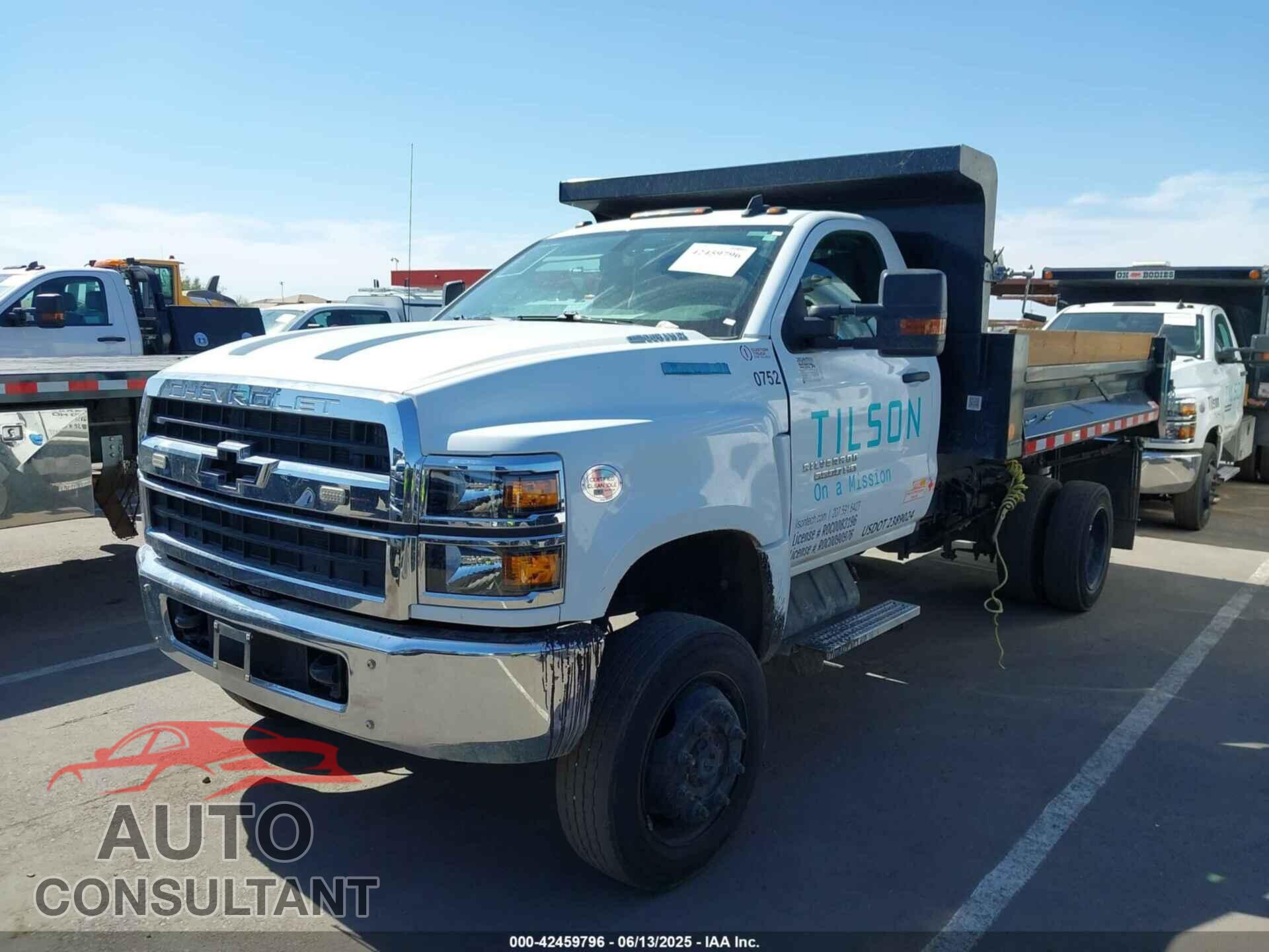 CHEVROLET SILVERADO MD 2023 - 1HTKJPVM3PH218491