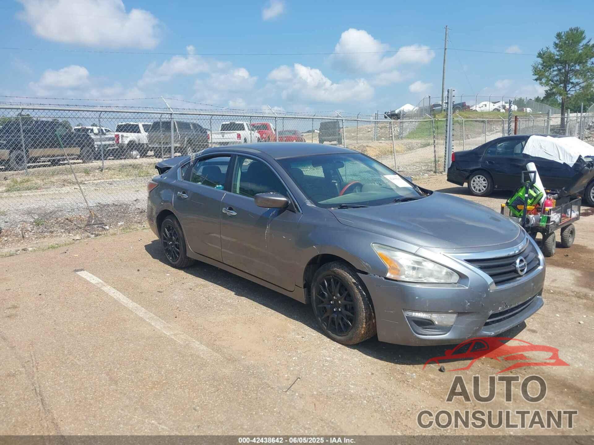 NISSAN ALTIMA 2015 - 1N4AL3AP4FC449400