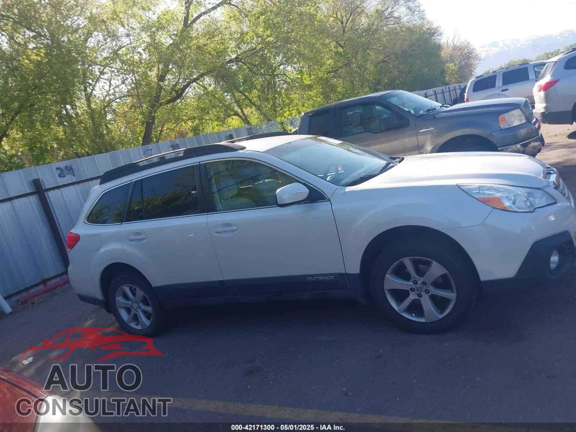 SUBARU OUTBACK 2013 - 4S4BRBCC3D3309042