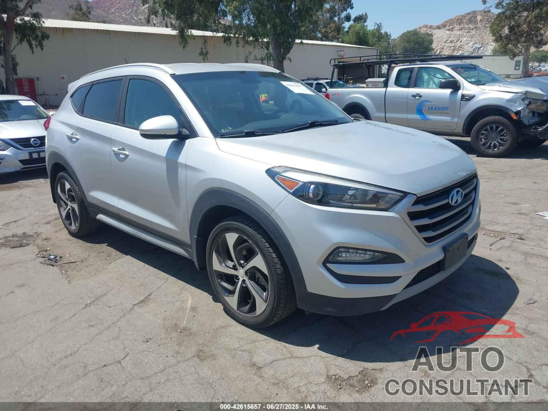 HYUNDAI TUCSON 2017 - KM8J3CA27HU444795