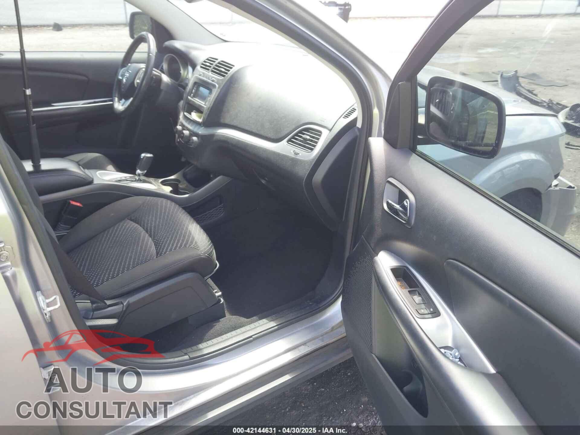 DODGE JOURNEY 2015 - 3C4PDCAB7FT708083