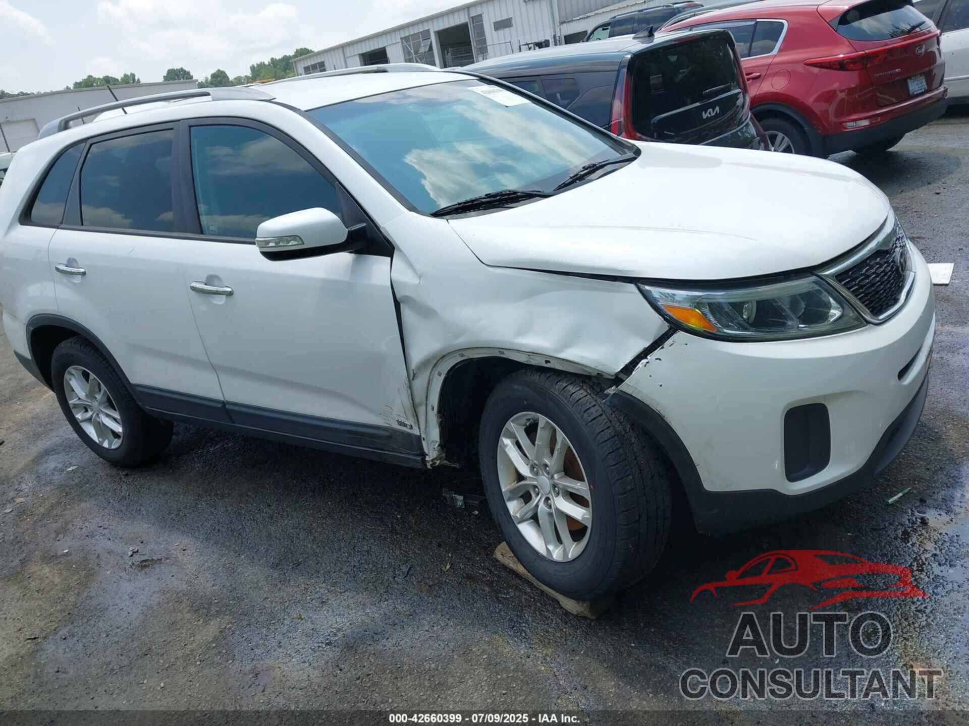 KIA SORENTO 2015 - 5XYKTDA74FG632845