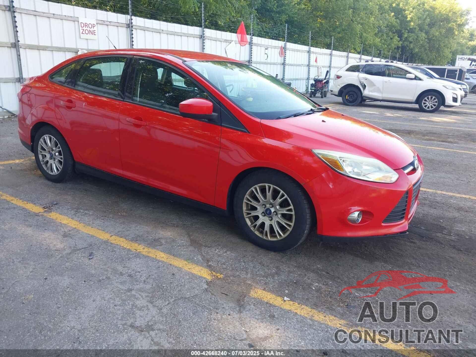 FORD FOCUS 2012 - 1FAHP3F24CL239326