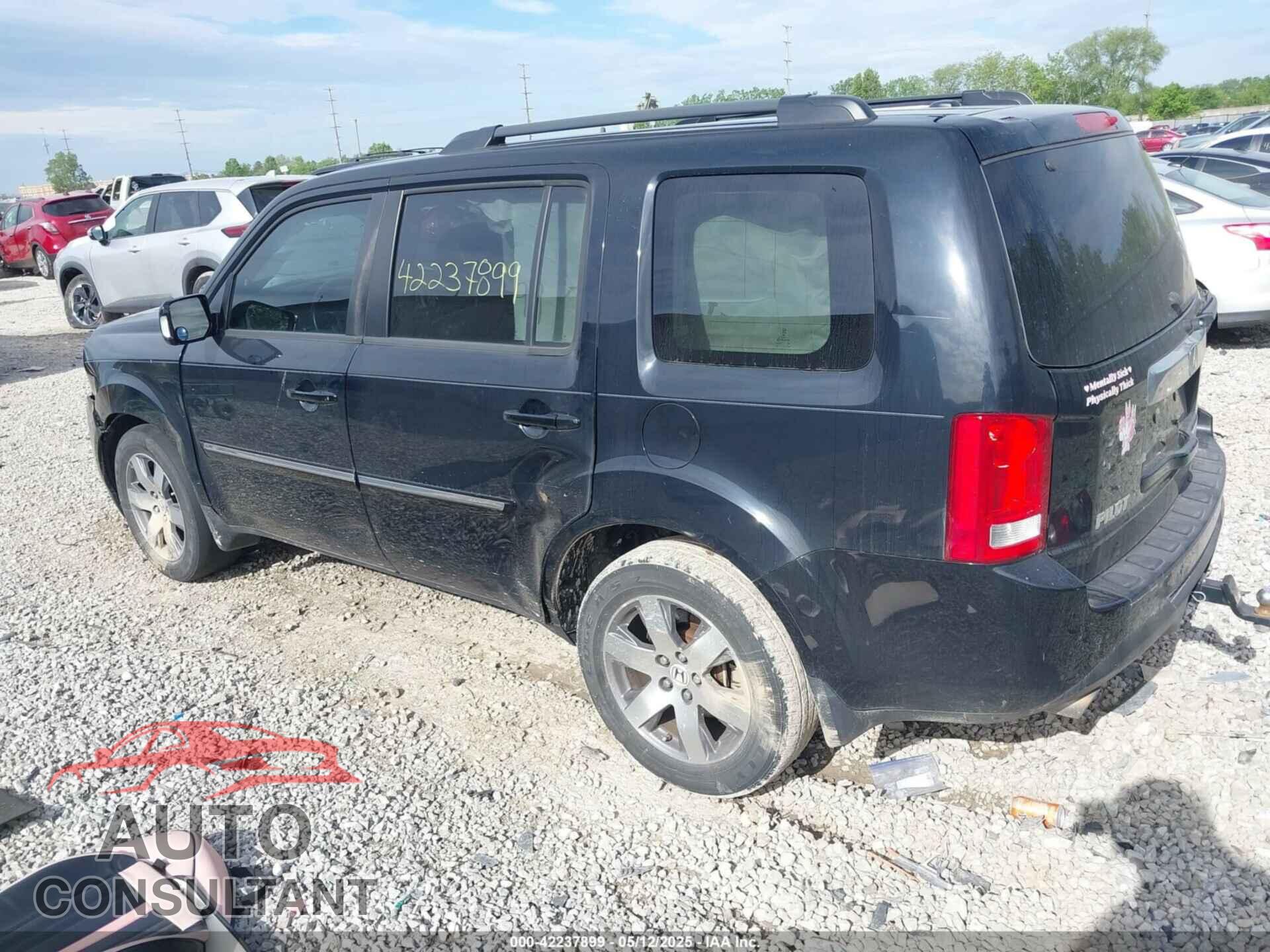 HONDA PILOT 2013 - 5FNYF3H93DB031630