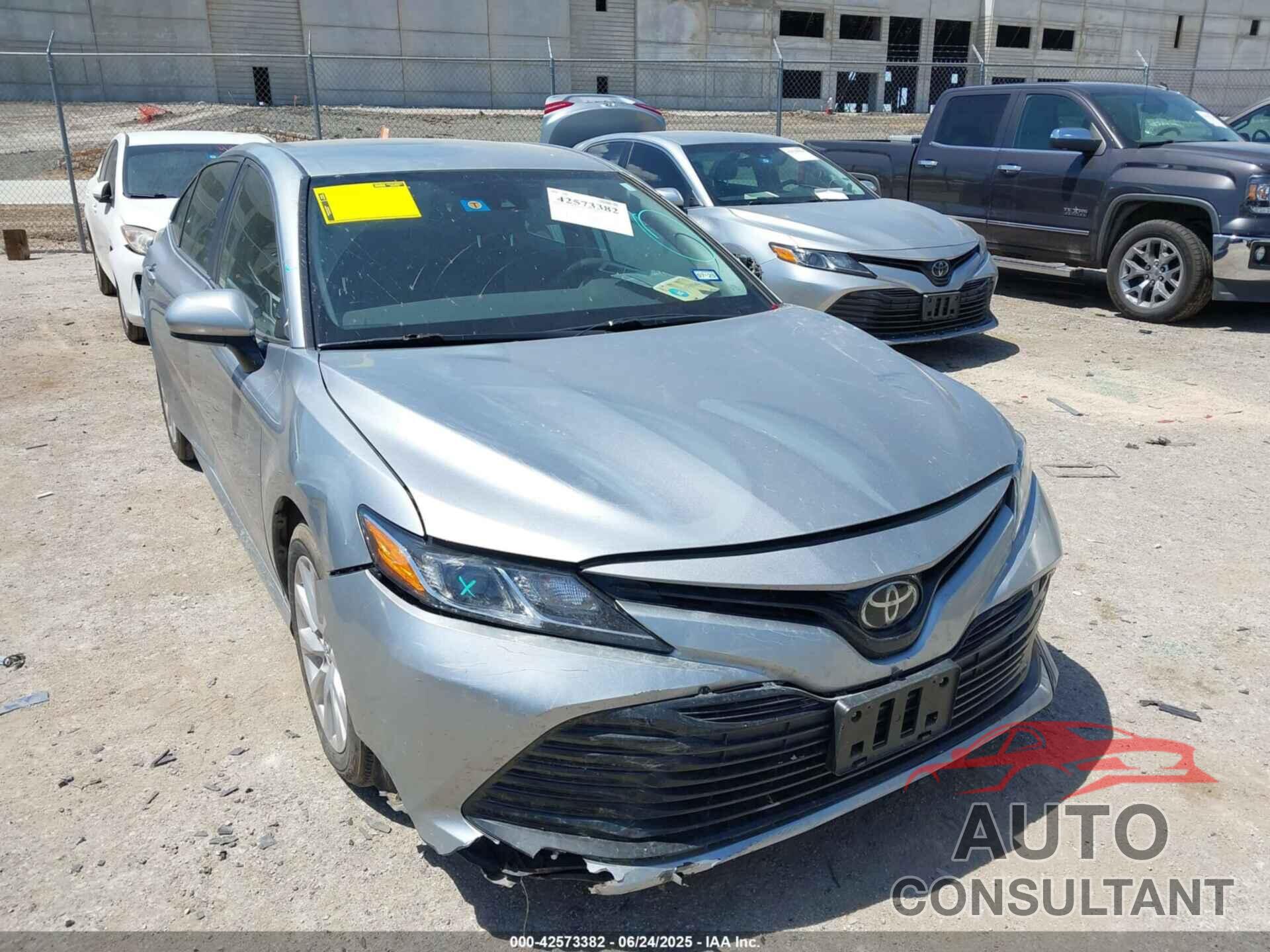 TOYOTA CAMRY 2019 - 4T1B11HK0KU184316