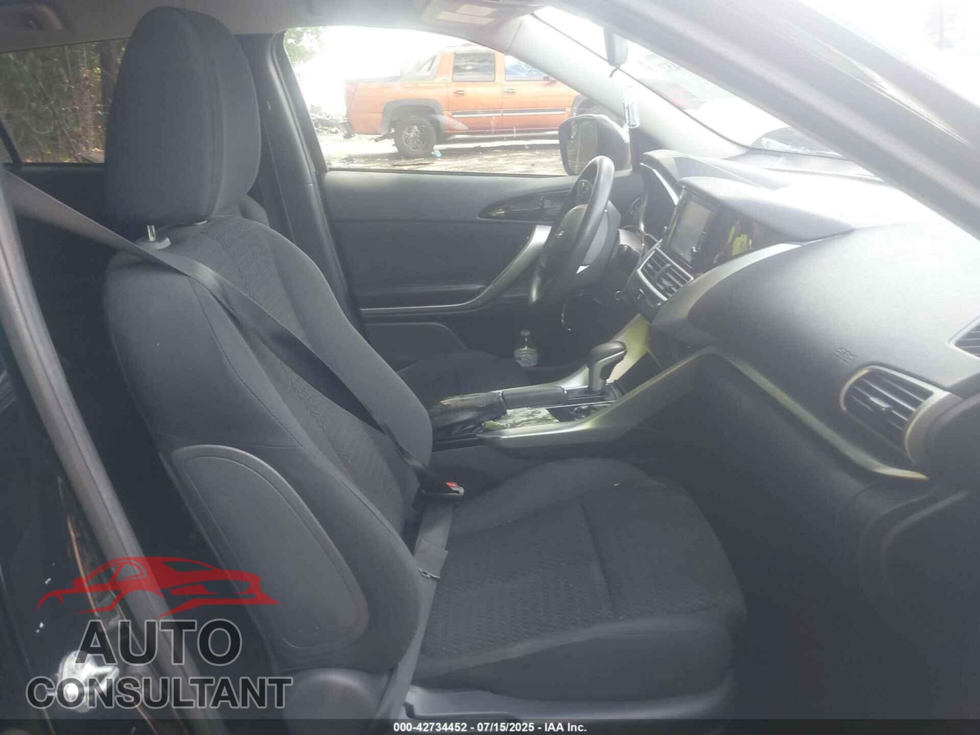 MITSUBISHI ECLIPSE CROSS 2018 - JA4AS3AA4JZ043920