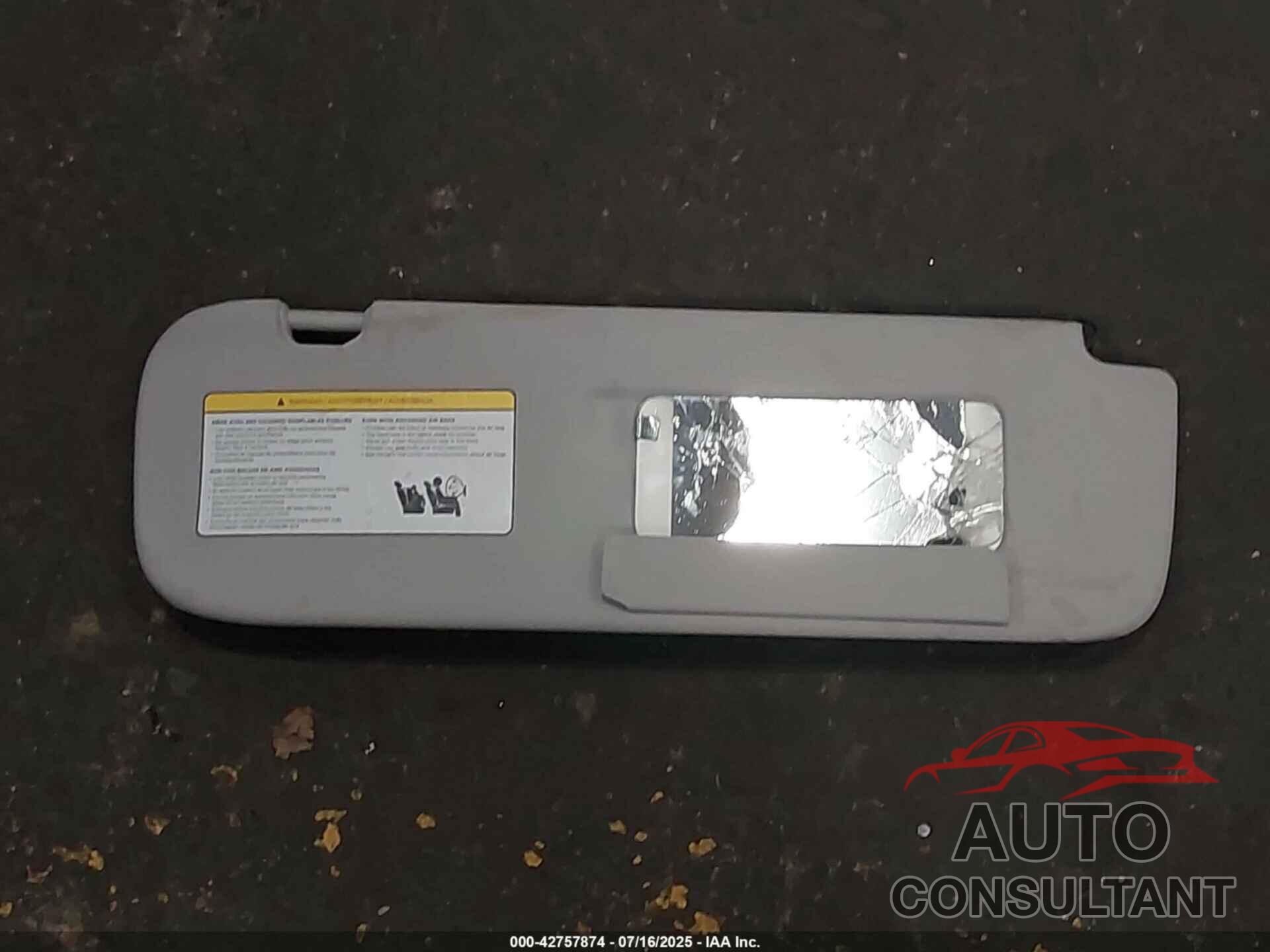 TESLA MODEL Y 2024 - 7SAYGAEE2RF071436