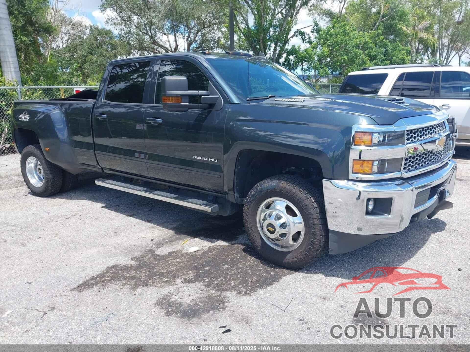 CHEVROLET SILVERADO 3500HD 2019 - 1GC4KWCY3KF193874