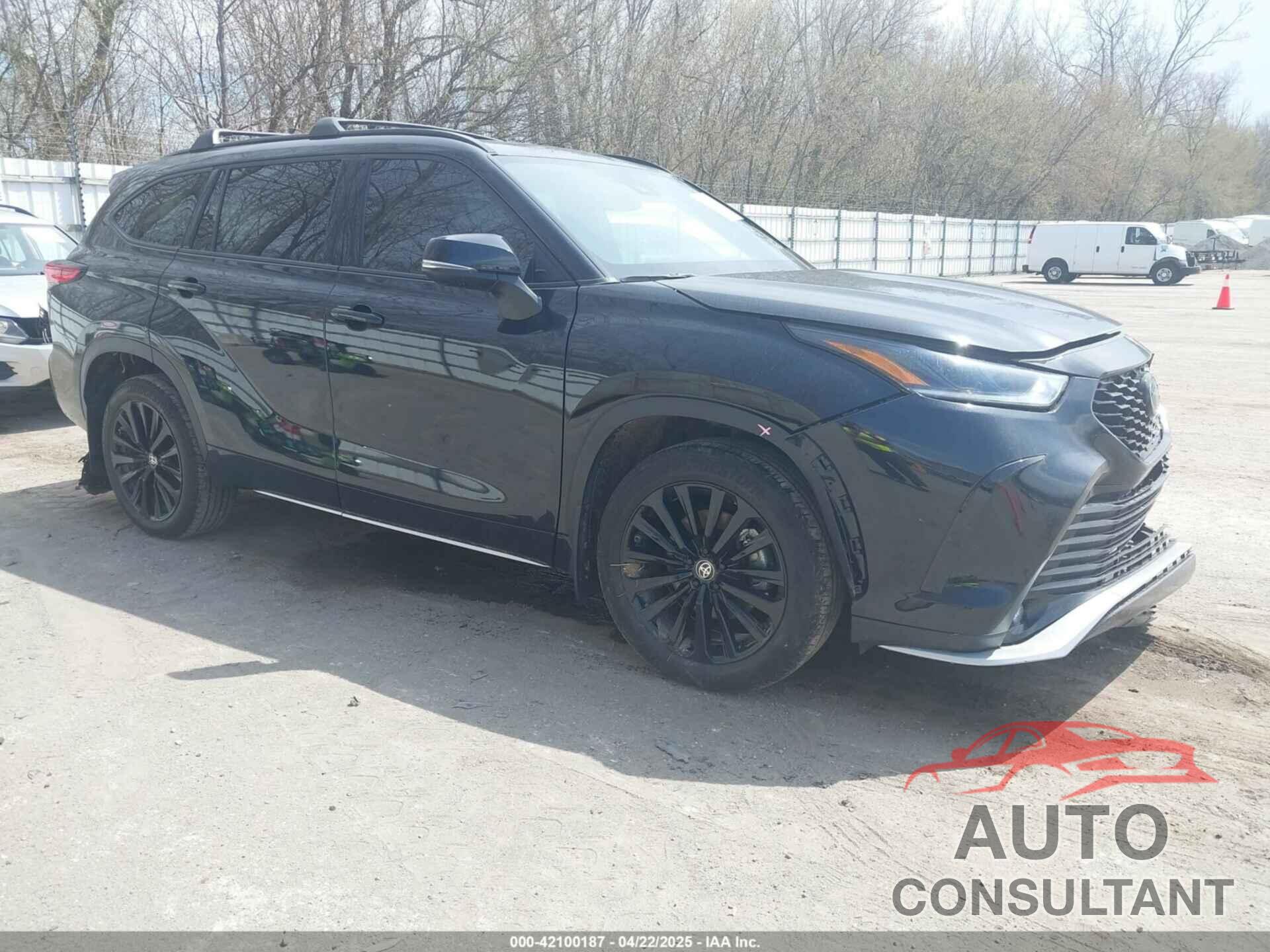 TOYOTA HIGHLANDER 2023 - 5TDKDRBH8PS510656