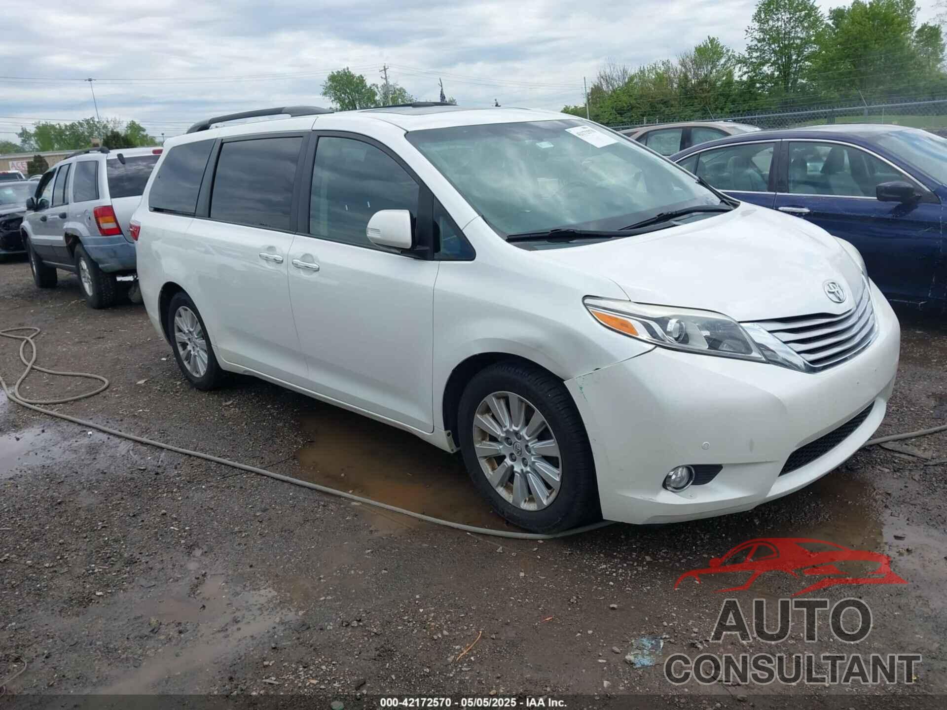 TOYOTA SIENNA 2015 - 5TDYK3DC3FS529256