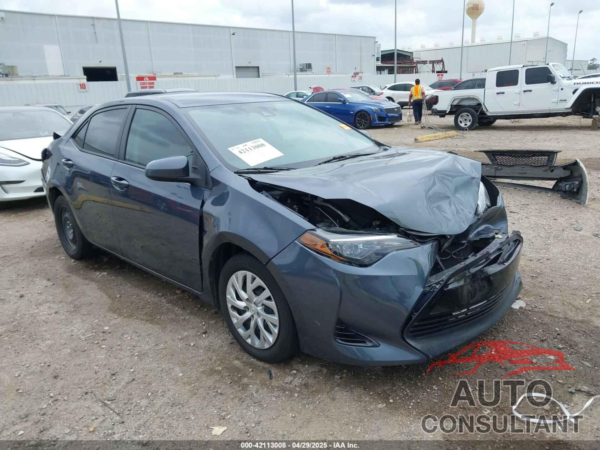 TOYOTA COROLLA 2017 - 5YFBURHEXHP570980
