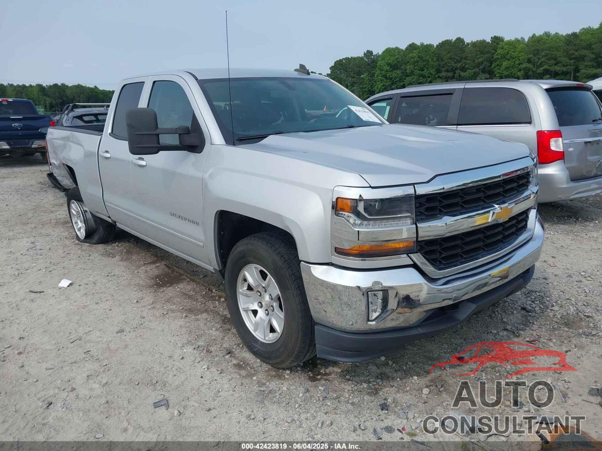 CHEVROLET SILVERADO 1500 2017 - 1GCVKREH2HZ253413