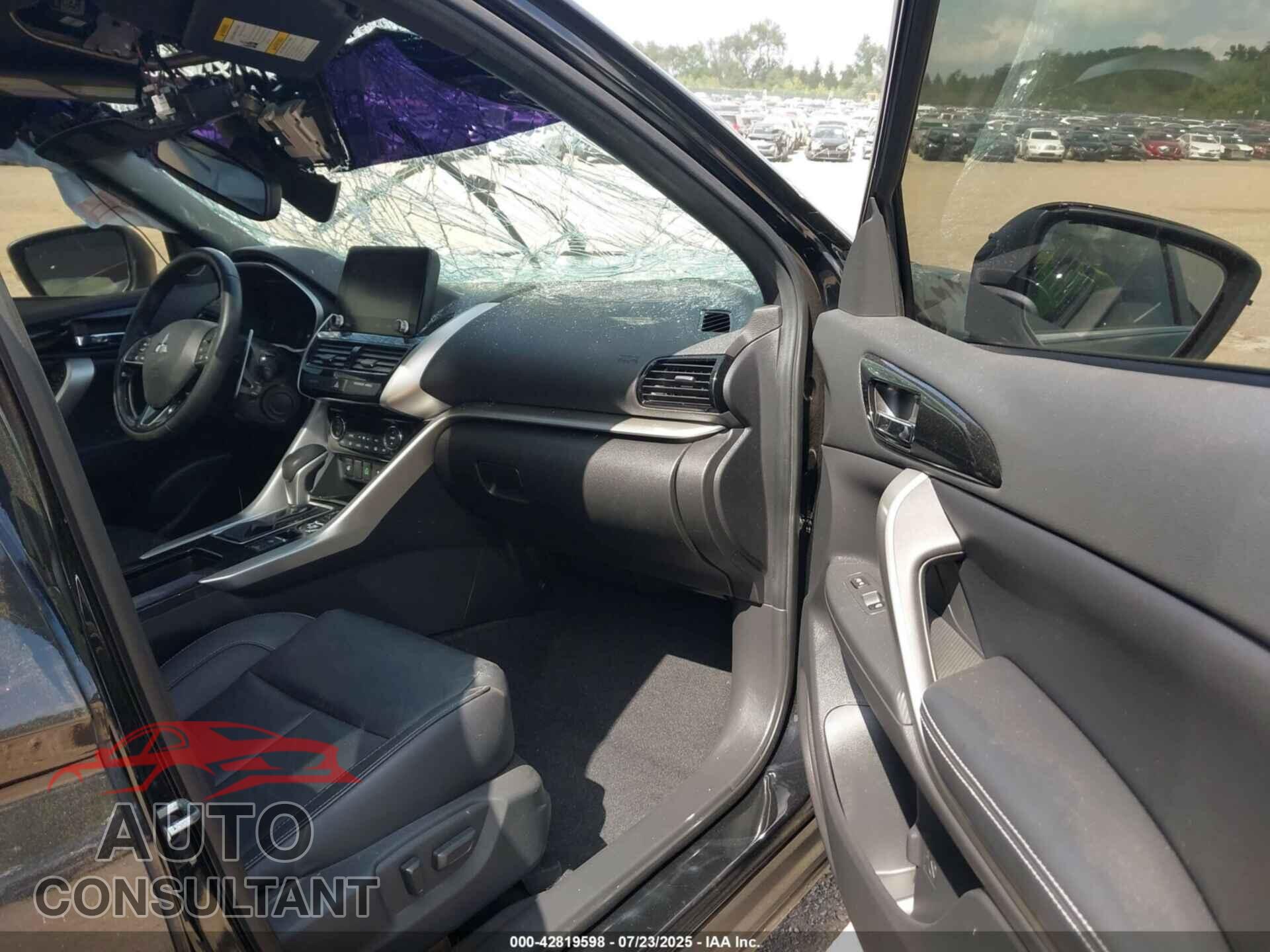 MITSUBISHI ECLIPSE CROSS 2022 - JA4ATWAA7NZ018367