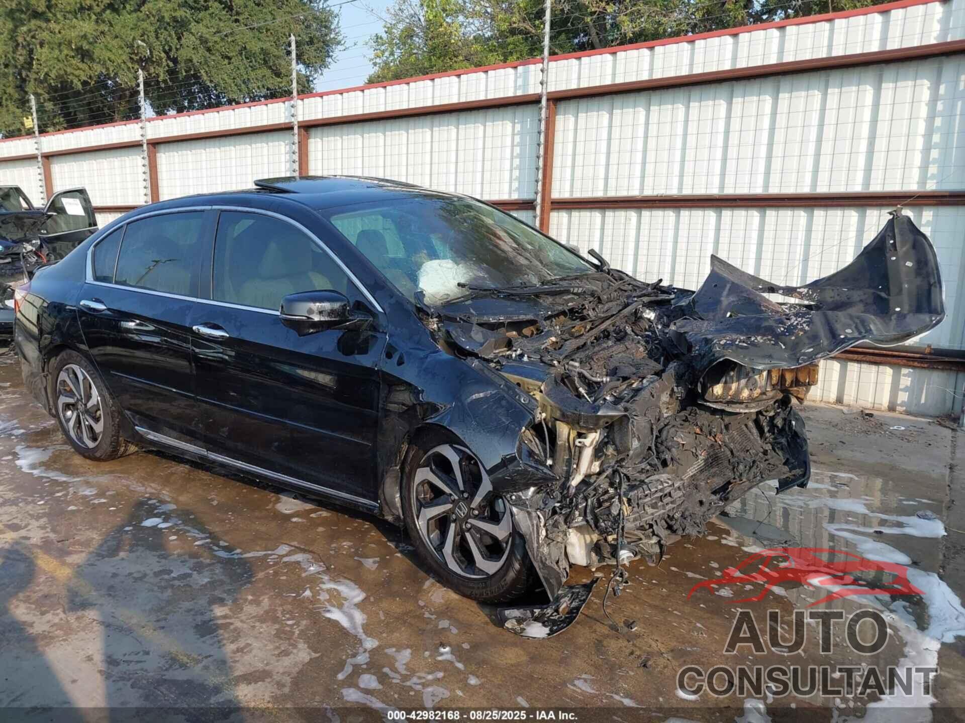 HONDA ACCORD 2016 - 1HGCR2F84GA060199