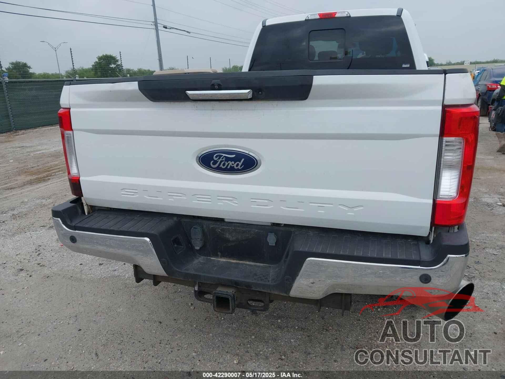 FORD F-350 2017 - 1FT8W3BT6HED07097