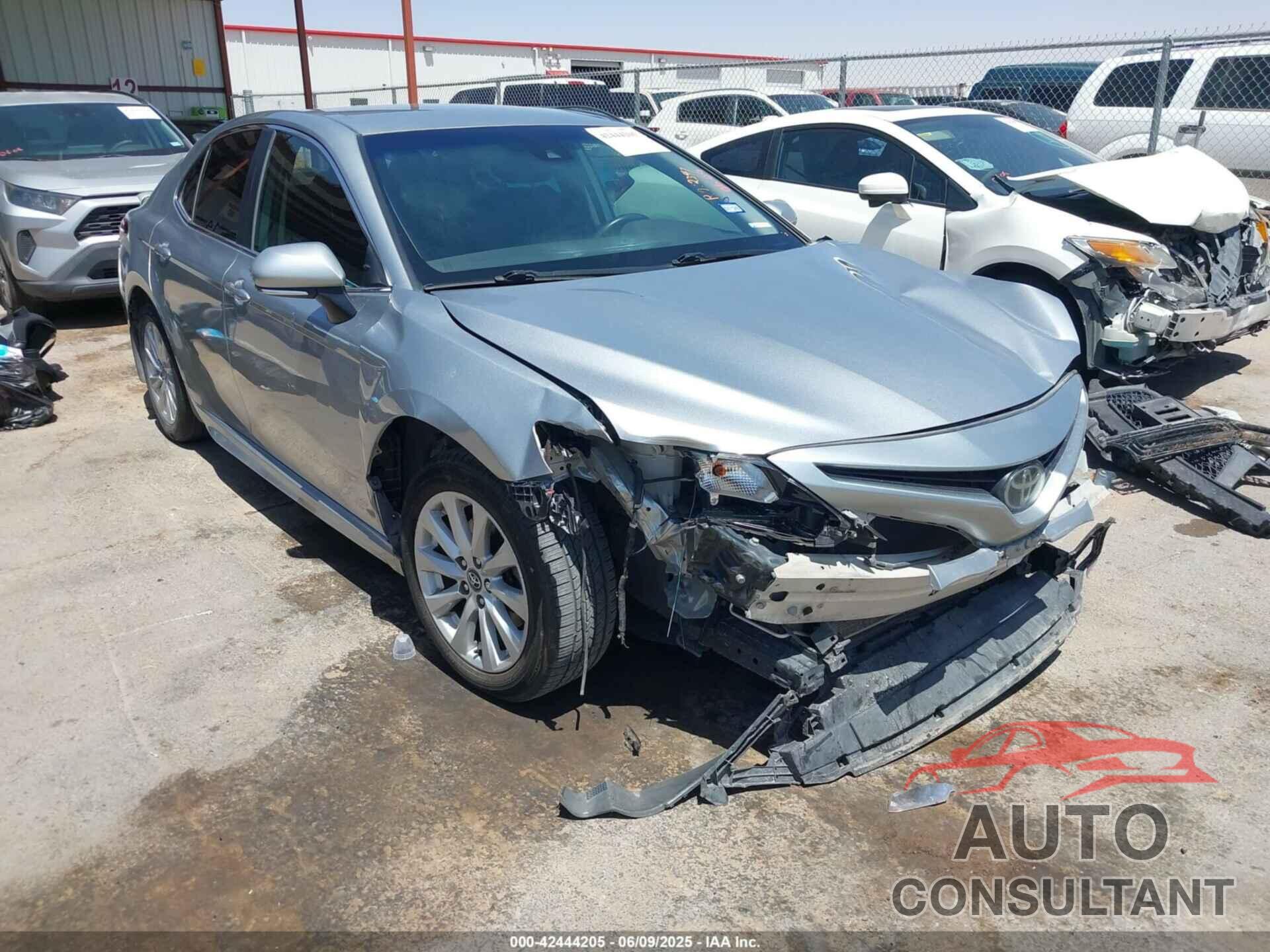 TOYOTA CAMRY 2020 - 4T1G11AK6LU929992