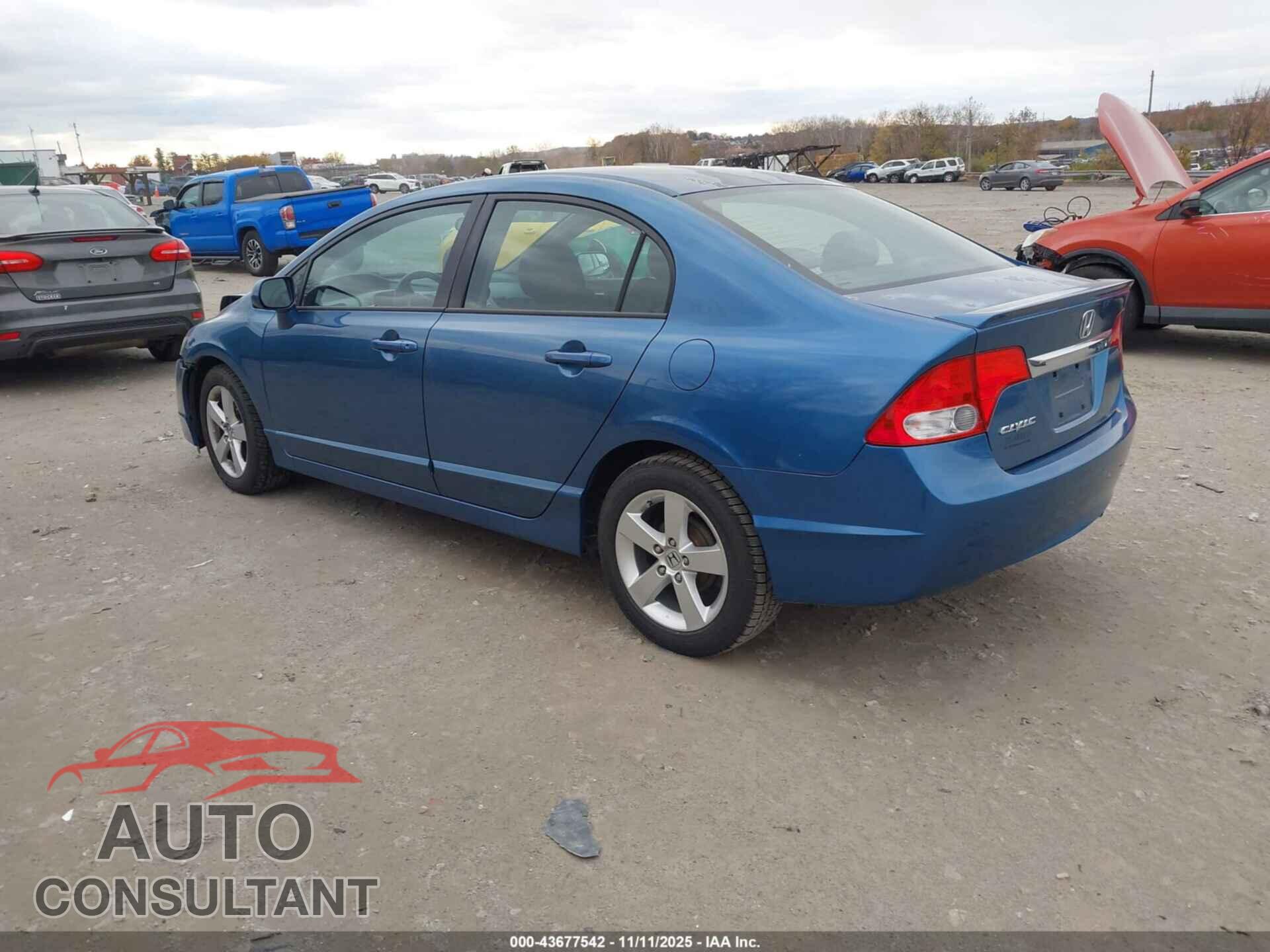 HONDA CIVIC 2011 - 2HGFA1F66BH548643