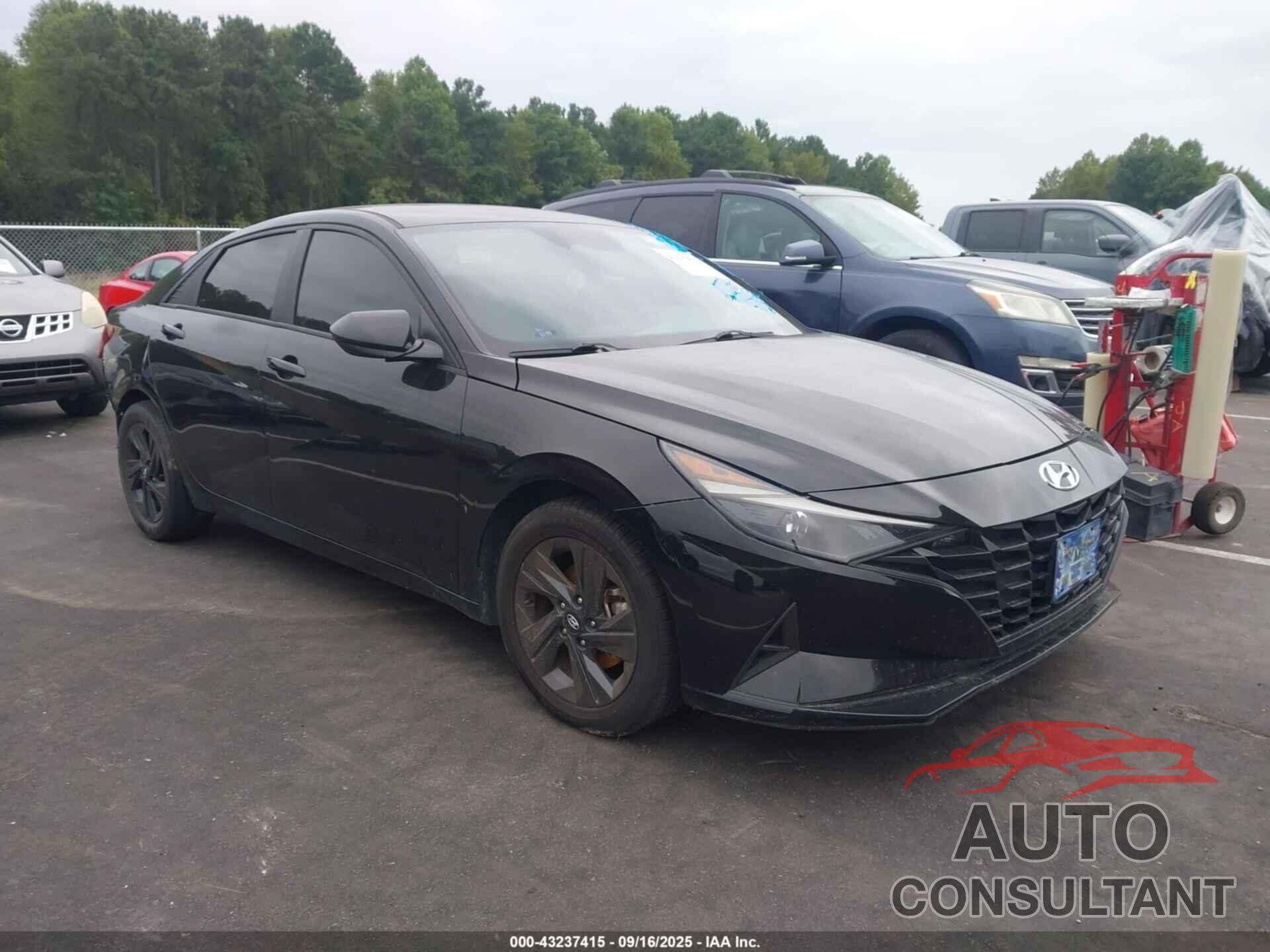 HYUNDAI ELANTRA 2021 - KMHLM4AG1MU096705