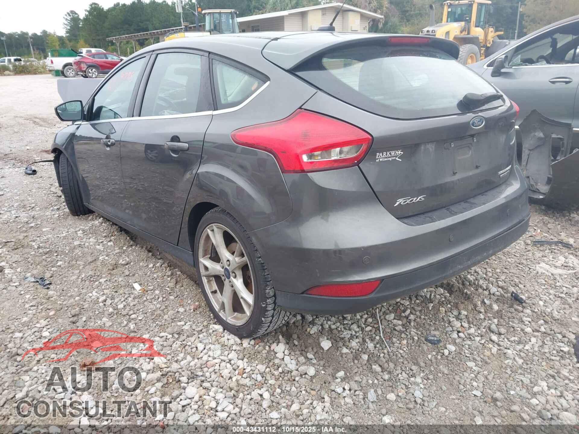 FORD FOCUS 2016 - 1FADP3N20GL300628