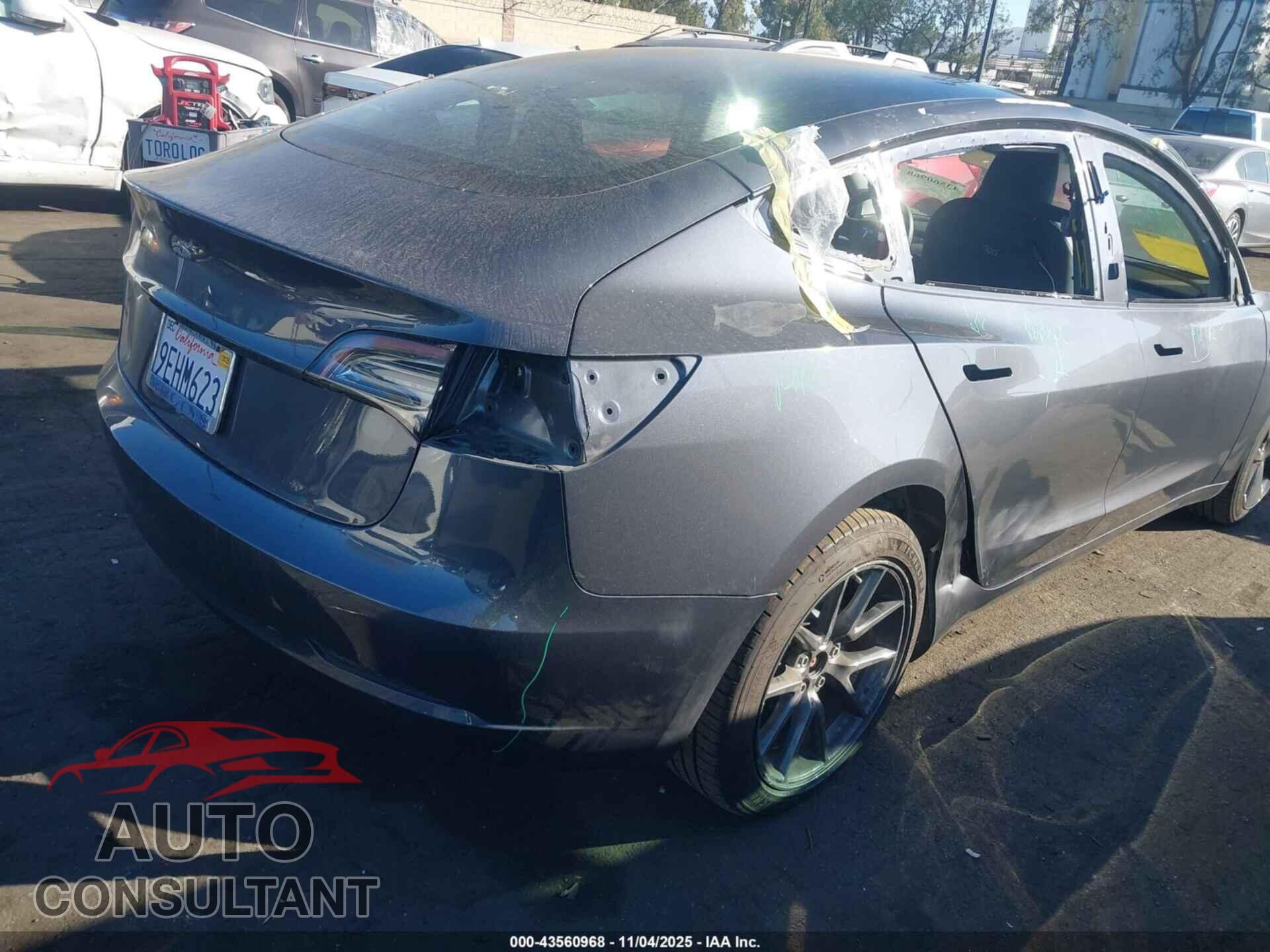 TESLA MODEL 3 2023 - 5YJ3E1EA5PF430446
