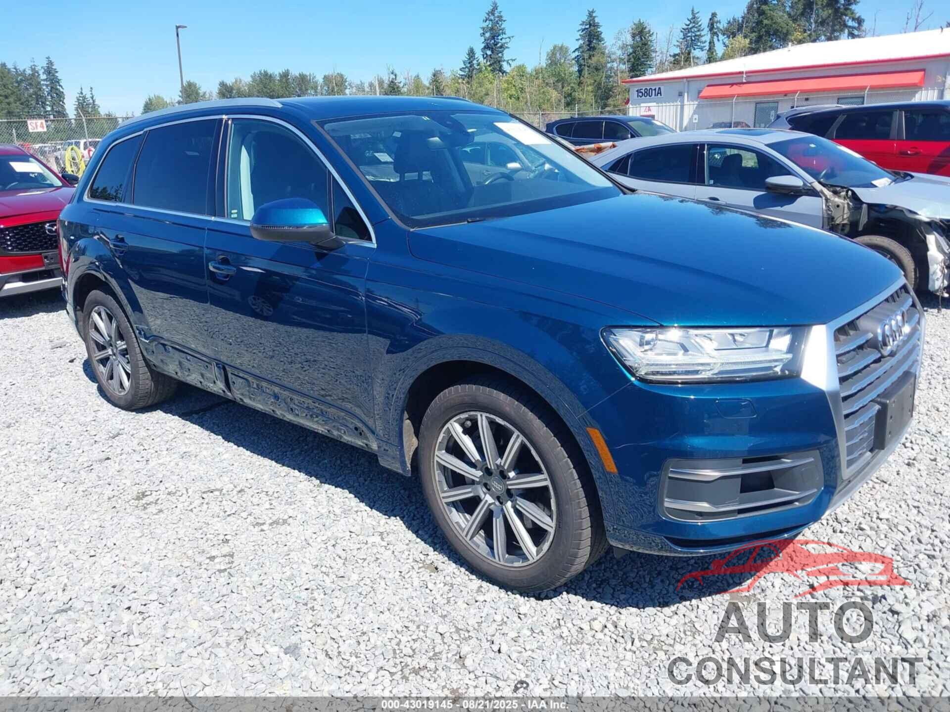 AUDI Q7 2019 - WA1LAAF75KD001218